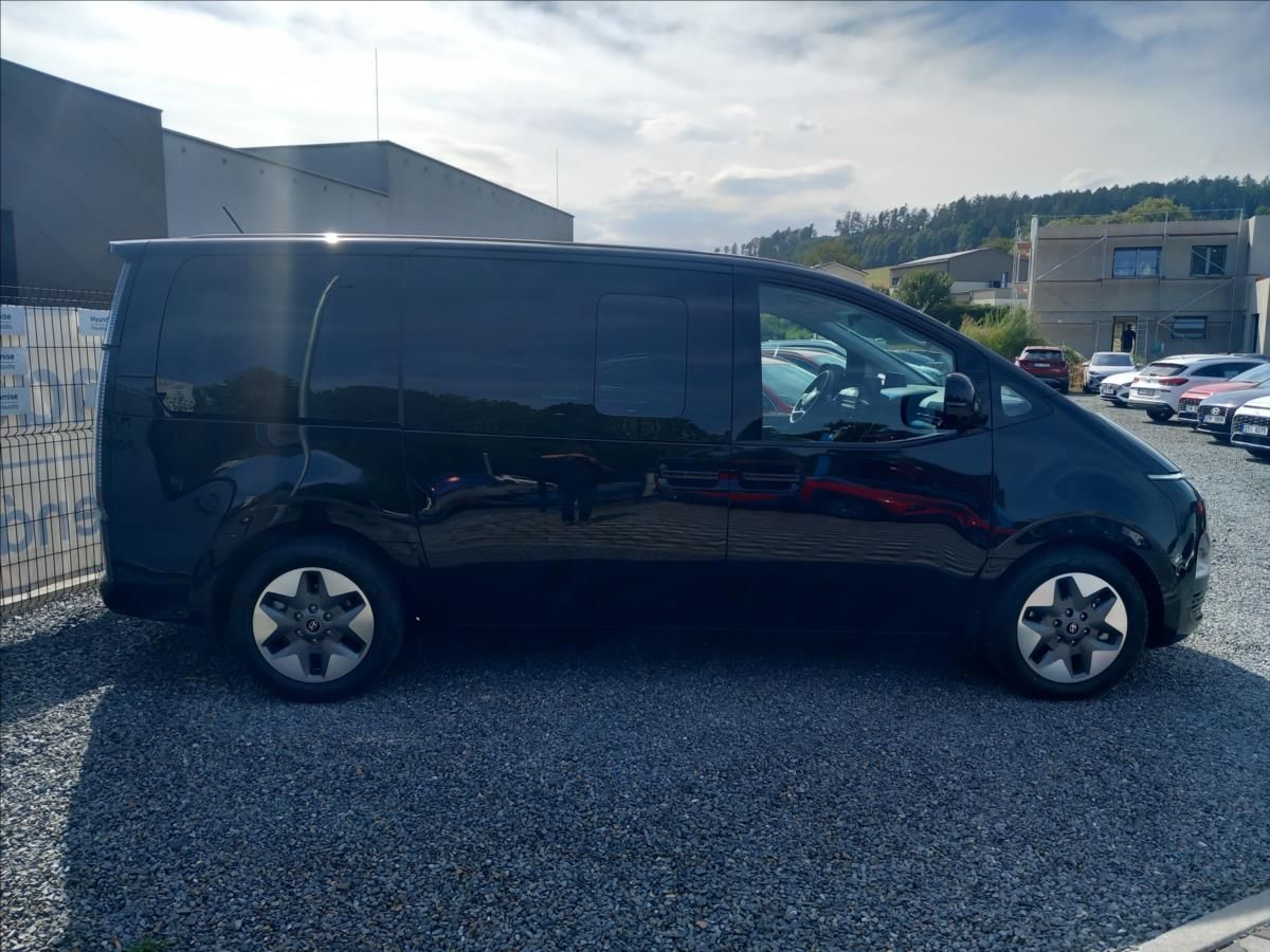 Hyundai Staria, 1,6 T-GDI HEV TOUR 9 STL PREM - fotka 5