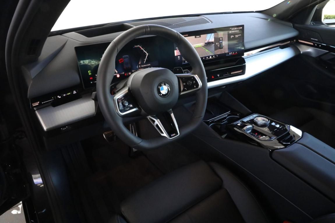BMW Řada 5, 540d xDrive Touring - fotka 2