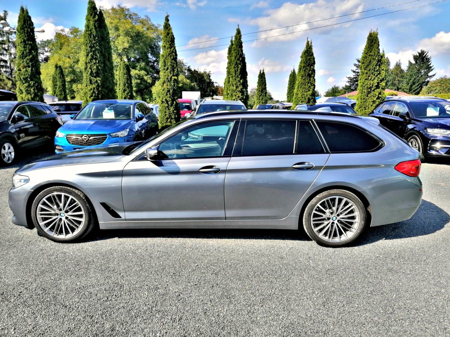 BMW Řada 5, 530D Sport Line - fotka 6