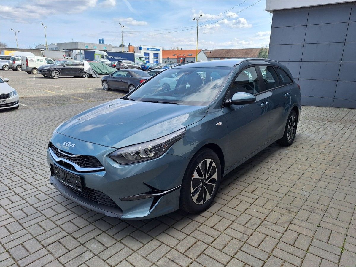 Kia Cee´d, 1,5 TGDi GPF 7 DCT aut.  SW Sp - fotka 3