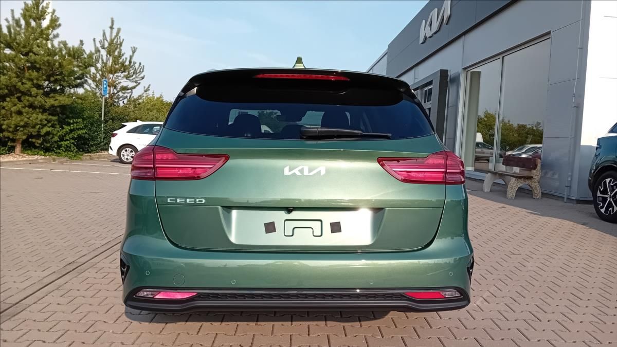Kia Cee´d, 1,5 SW T-GDi TOP - fotka 5