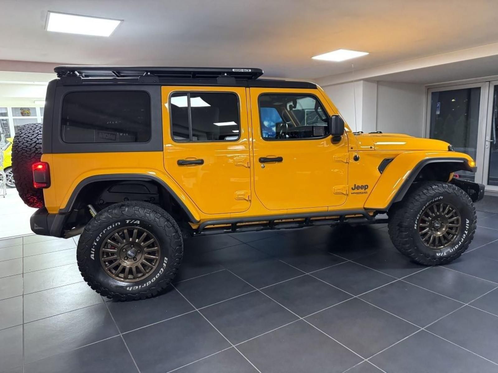 Jeep Wrangler, Unlimited 3,6 V6 4x4 284k AT8 - fotka 5