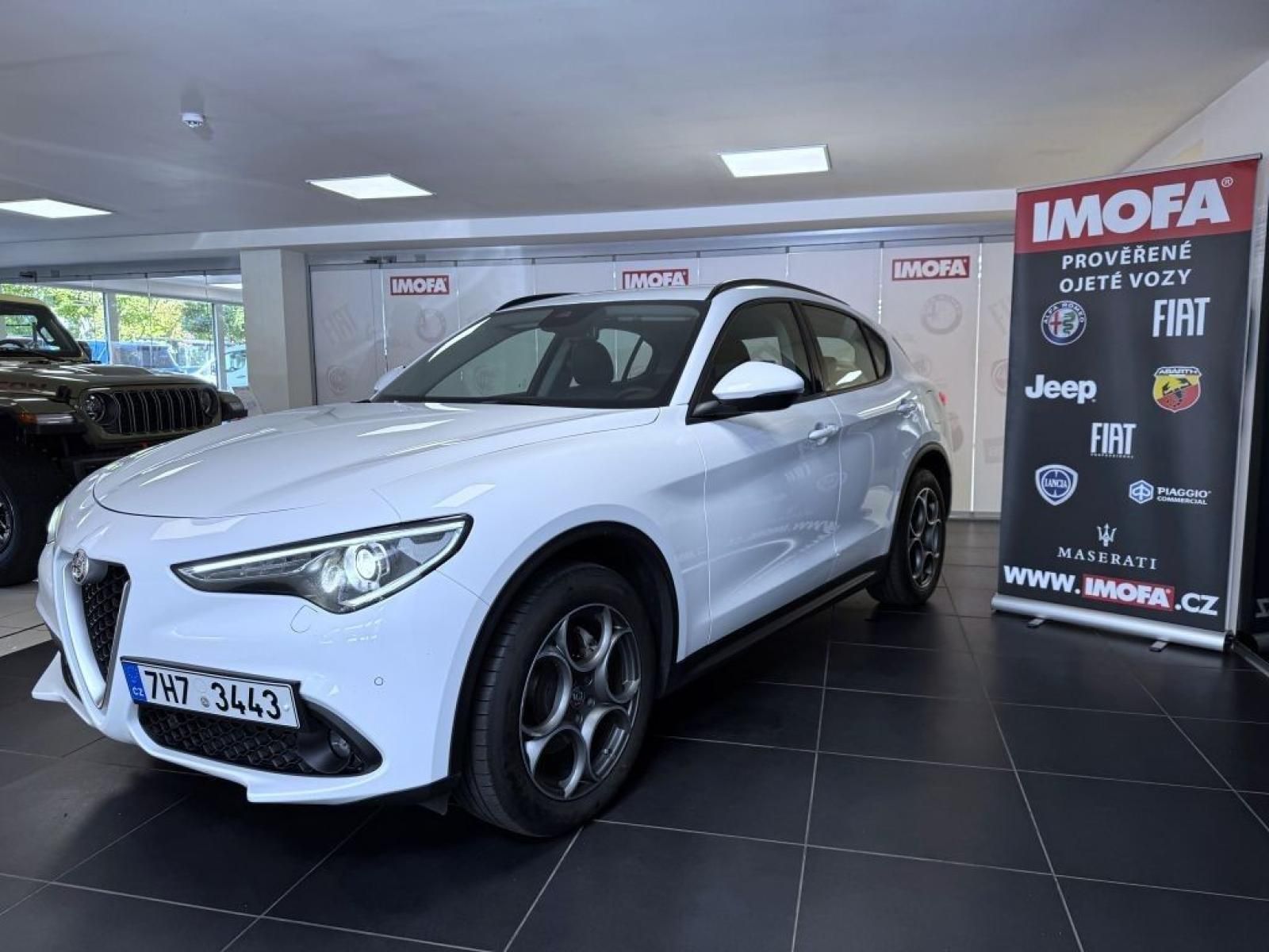Alfa Romeo Stelvio, 2.2 JTD 180k AT8 ZF Q4 4x4 - fotka 3