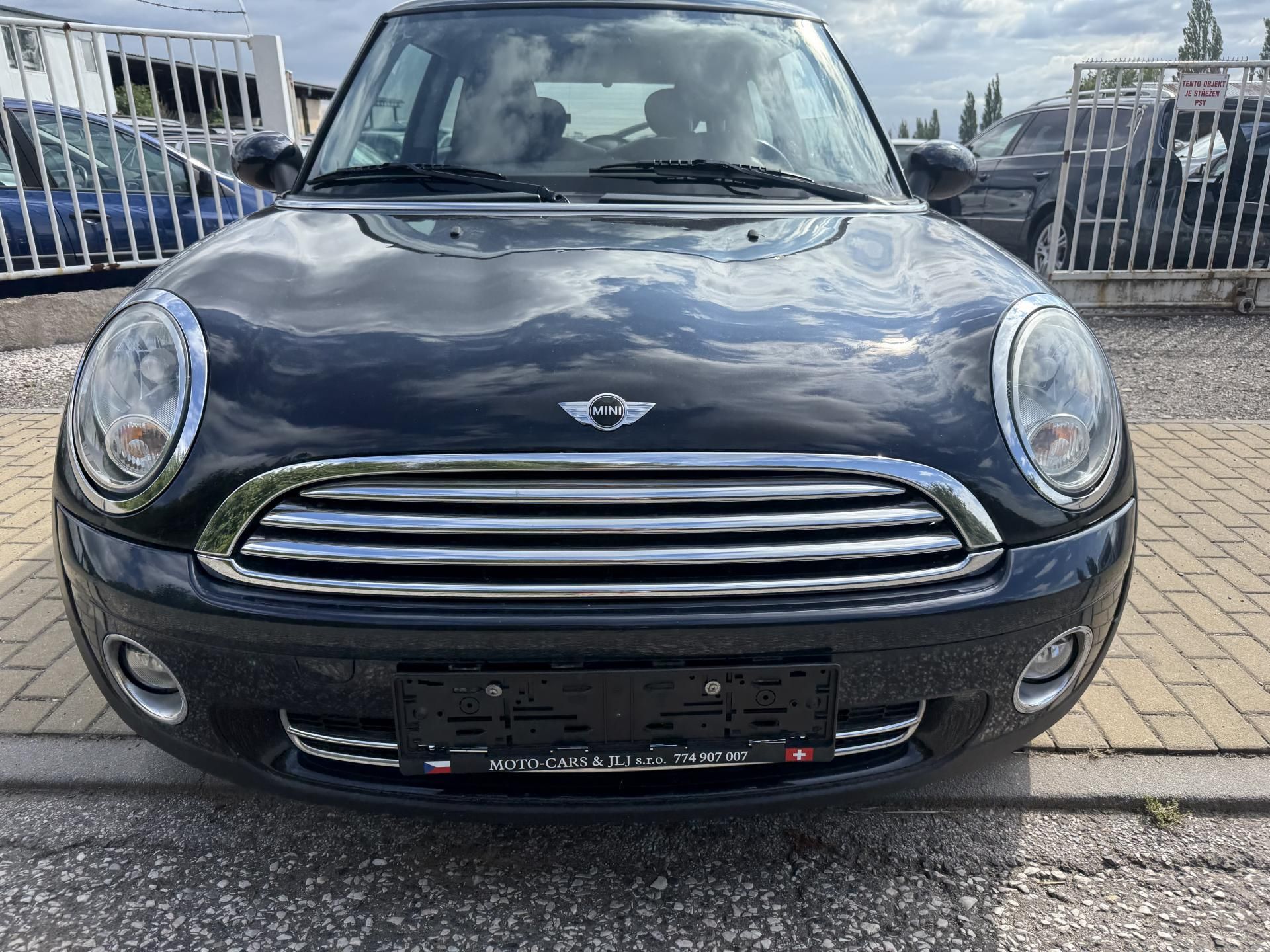 Mini Cooper - fotka 2