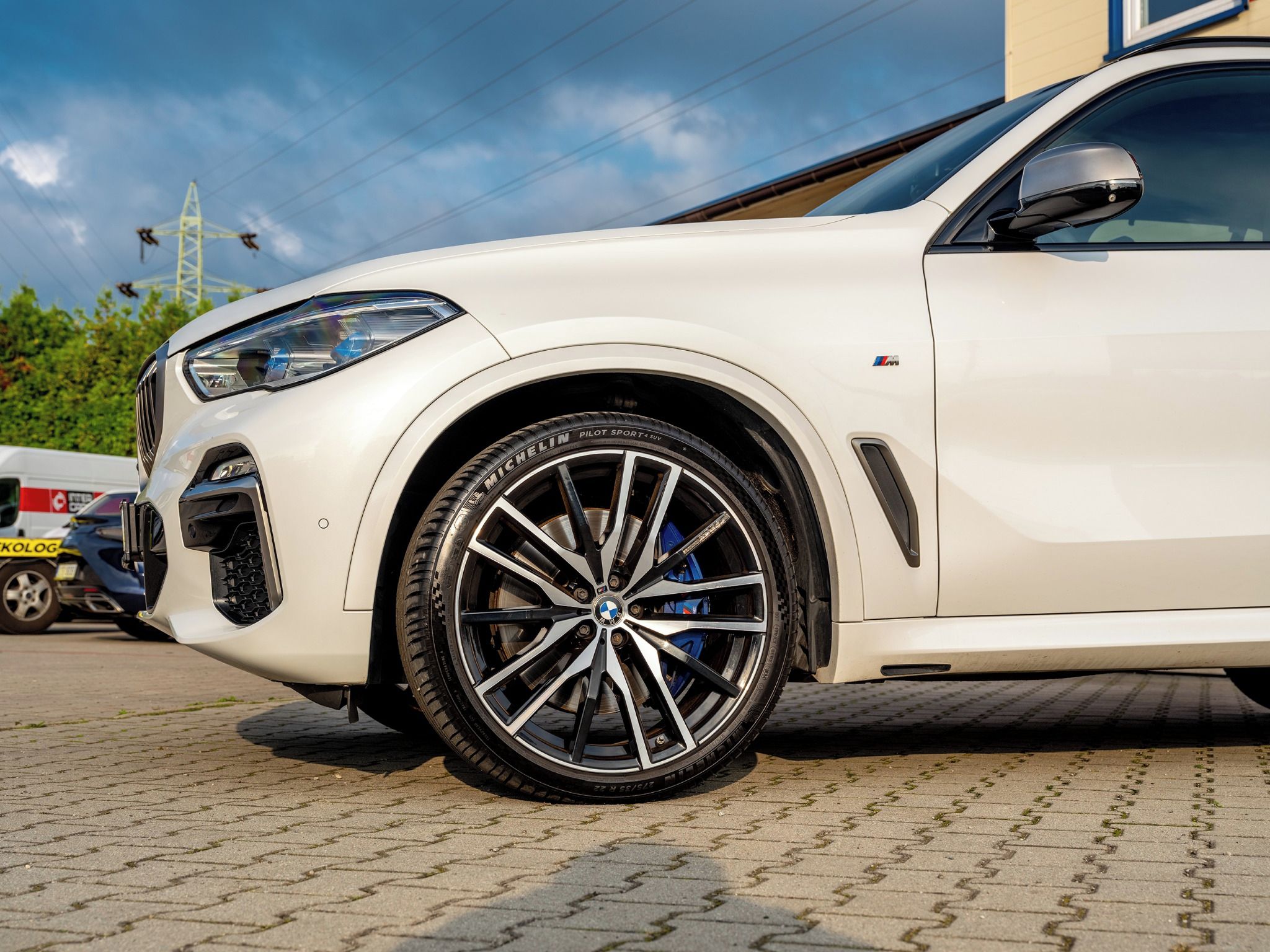 BMW X5, M50d,vzduch,skylounge,nez.top - fotka 6