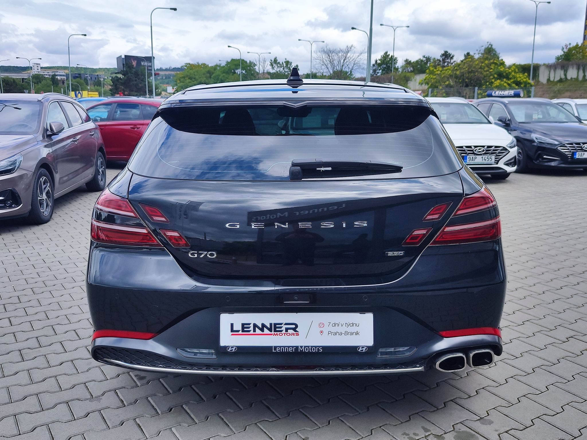 Genesis G70, 2.2D/147kW RWD Sport Line - fotka 6
