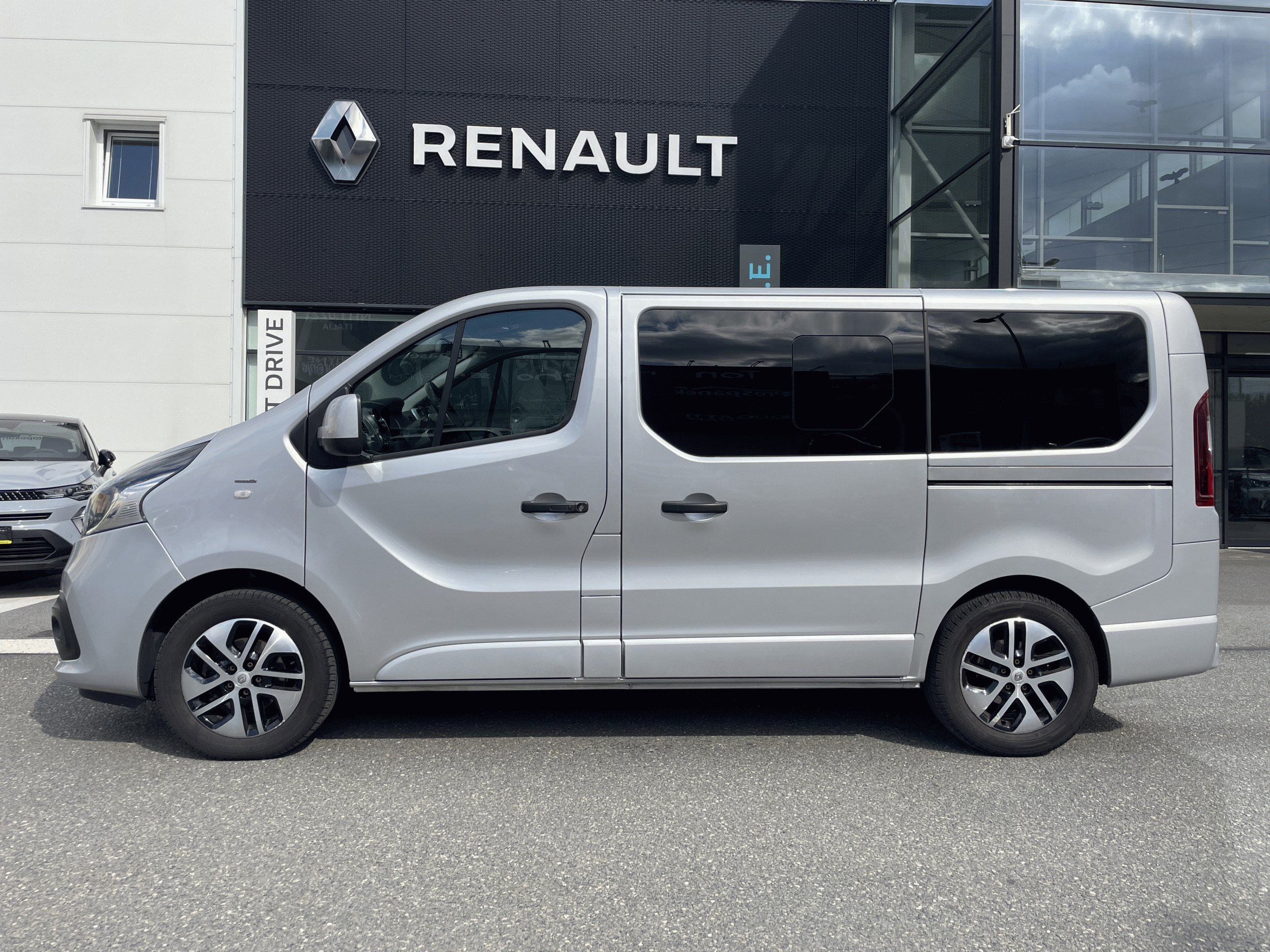 Renault Trafic, L1 SpaceClass 1,6dCi 145k 8mís - fotka 2