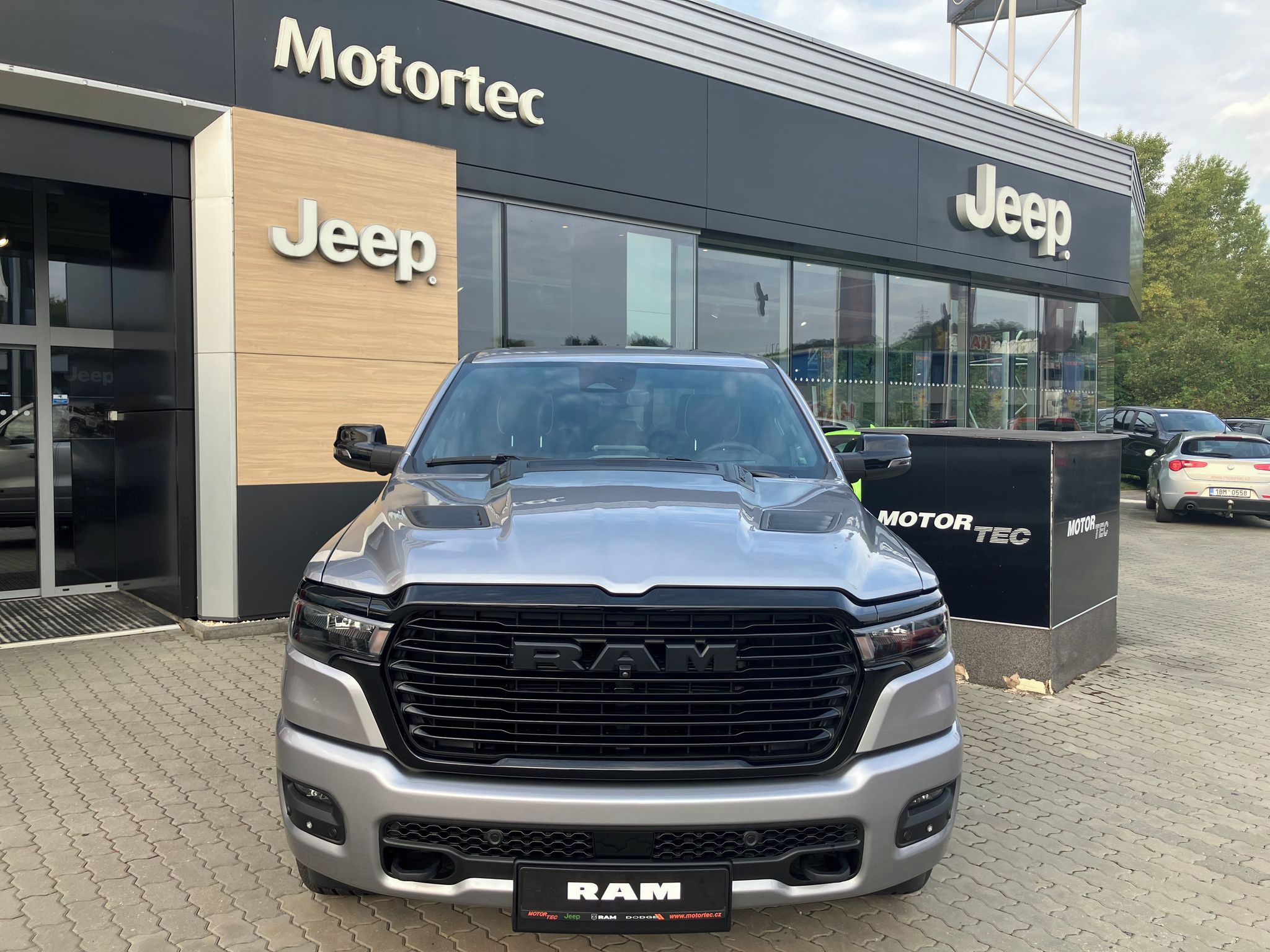 RAM 1500, 3.0 I6 426k LARAMIE PREMIUM RA - fotka 6