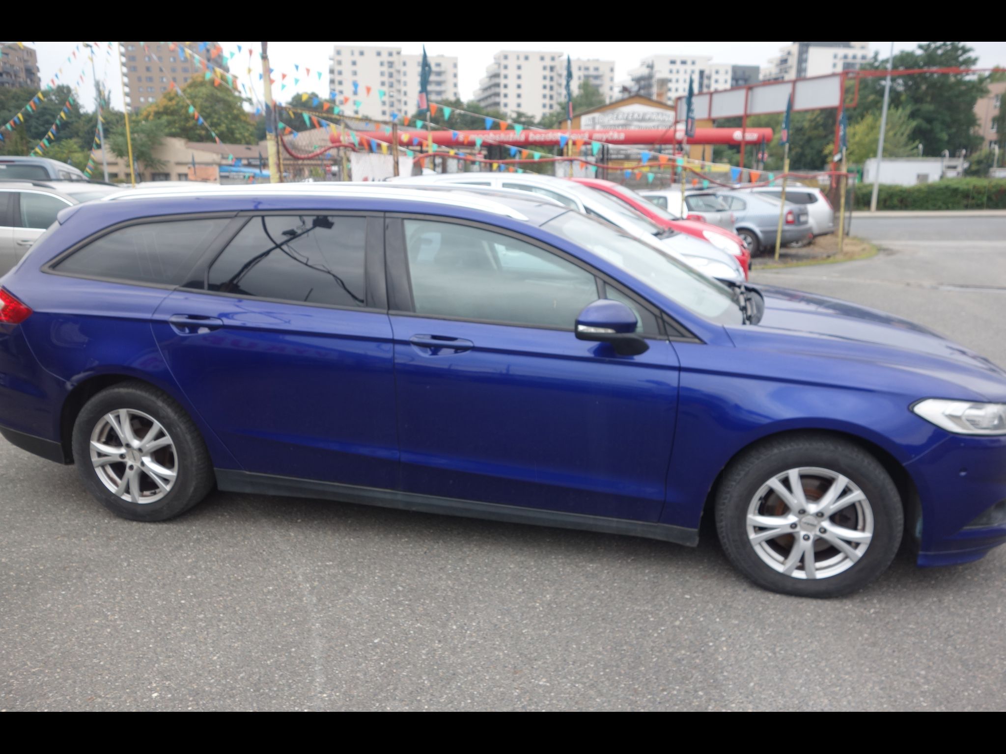 Ford Mondeo, 2,0TDCi 110 kW ! Pěkný !! - fotka 2