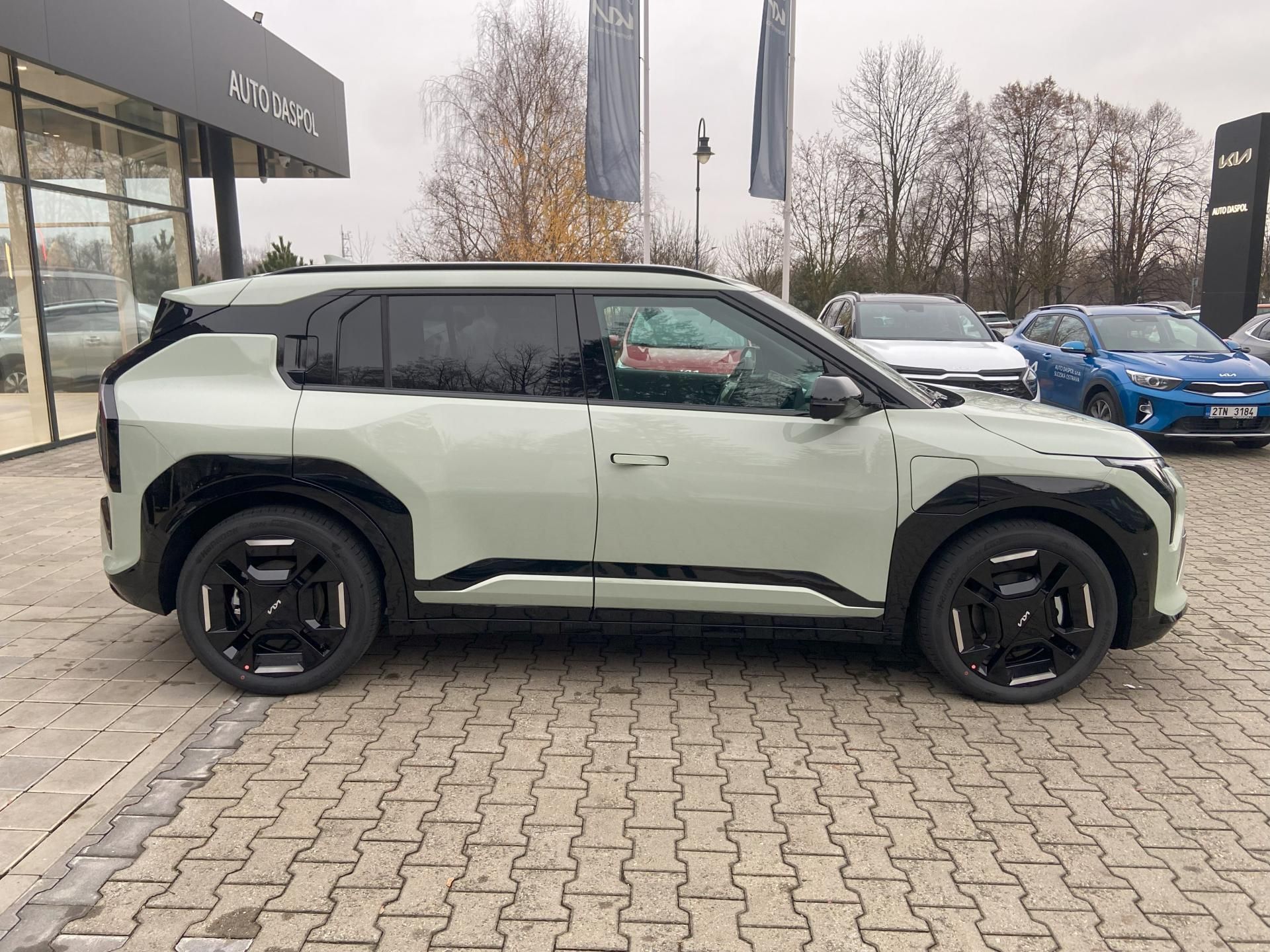 Kia EV3, *AKCE* GT-LINE 150kW - fotka 2