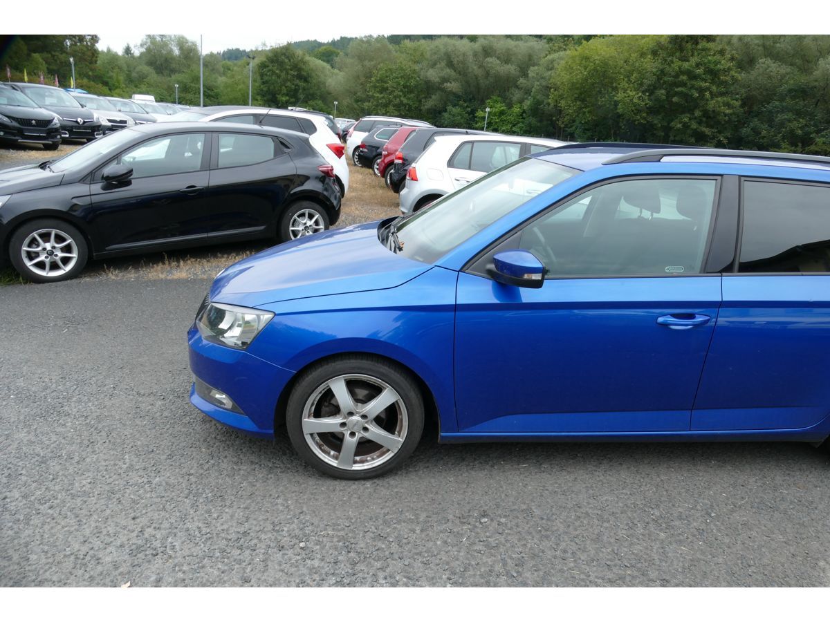 Škoda Fabia, 1,0TSI 70KW KLIMA - fotka 4