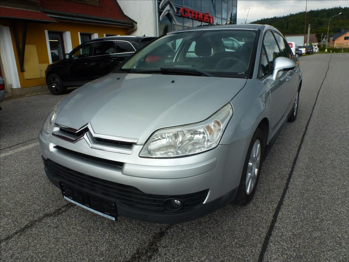 Citroën C4, 1,6 i 16V 110 k Exclusive - fotka 3