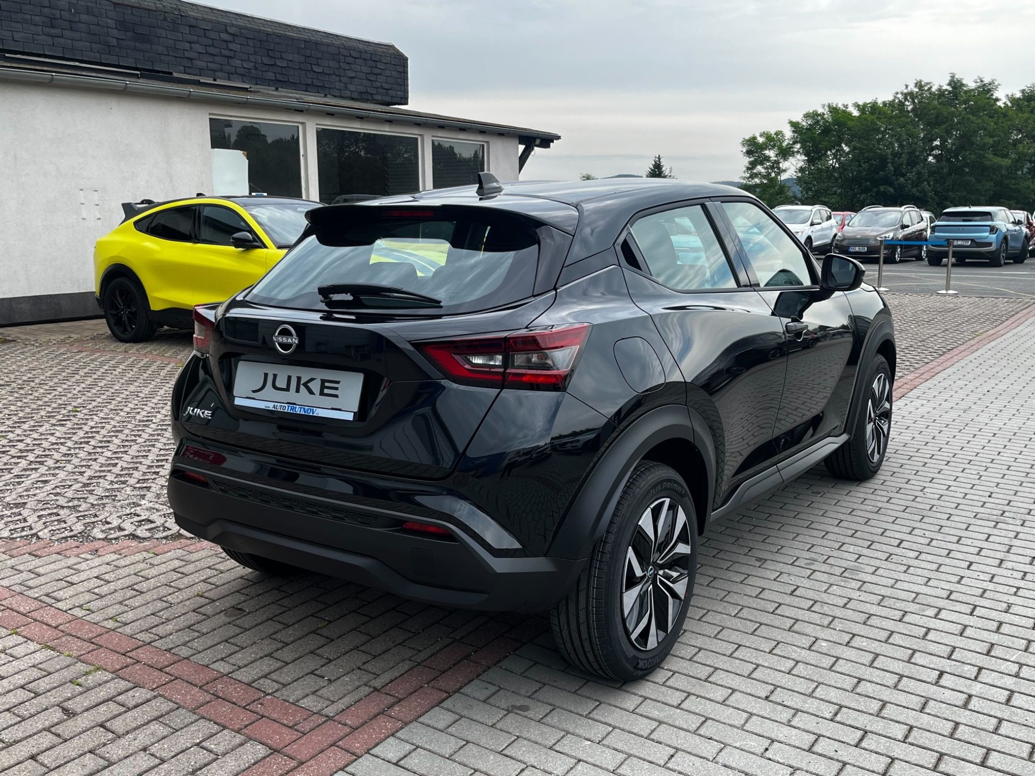 Nissan Juke, 1.0 DIG-T 84 kW 114 k Acenta - fotka 5
