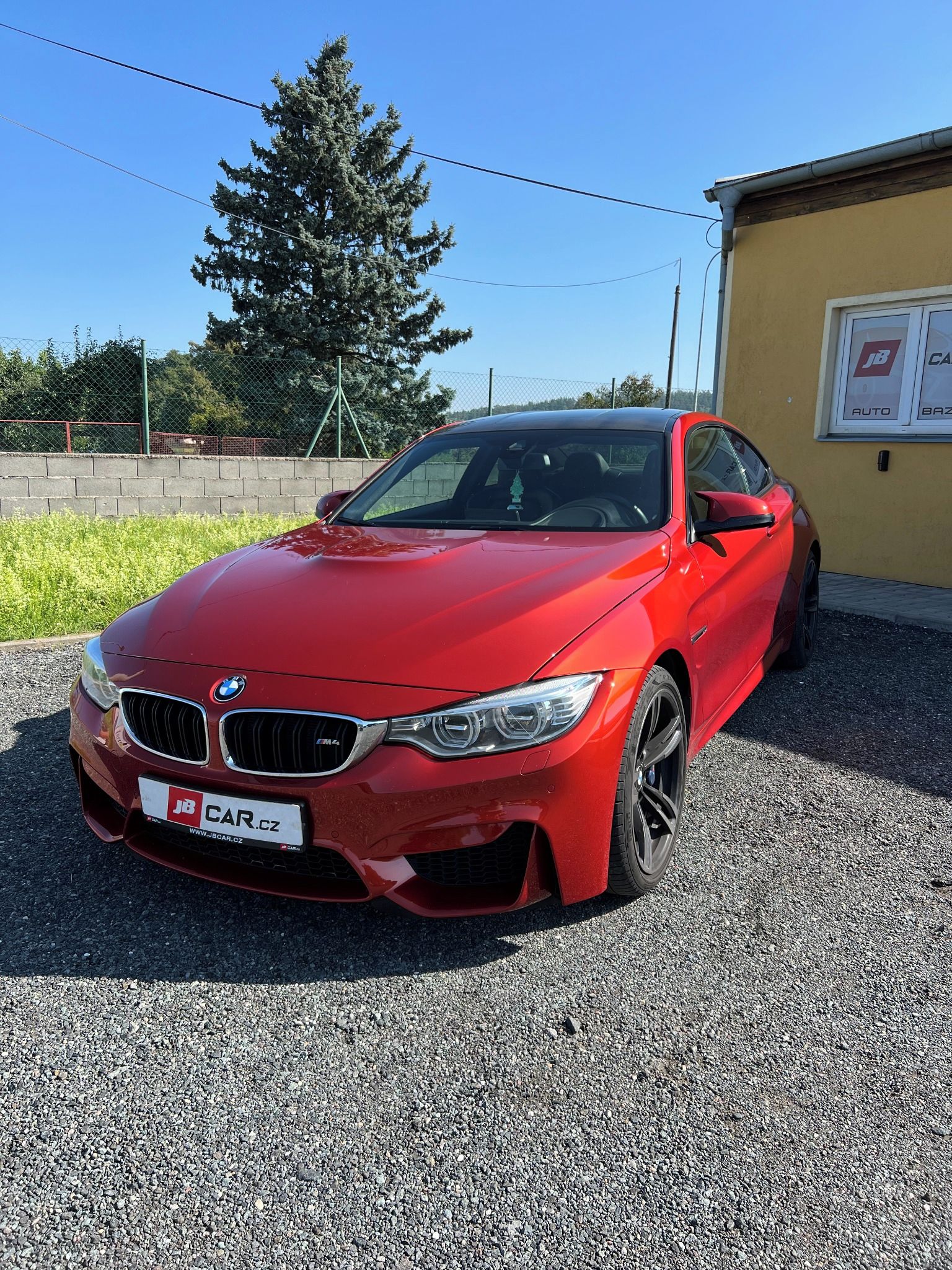 BMW M4, DCT H/K LED 1.M DPH - fotka 2