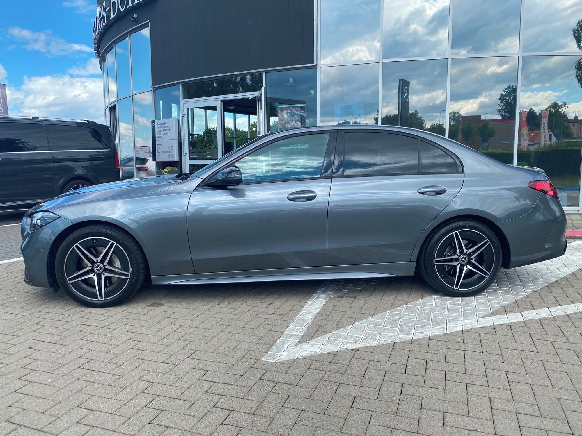 Mercedes-Benz Třídy C, 220 D 4MATIC - fotka 5
