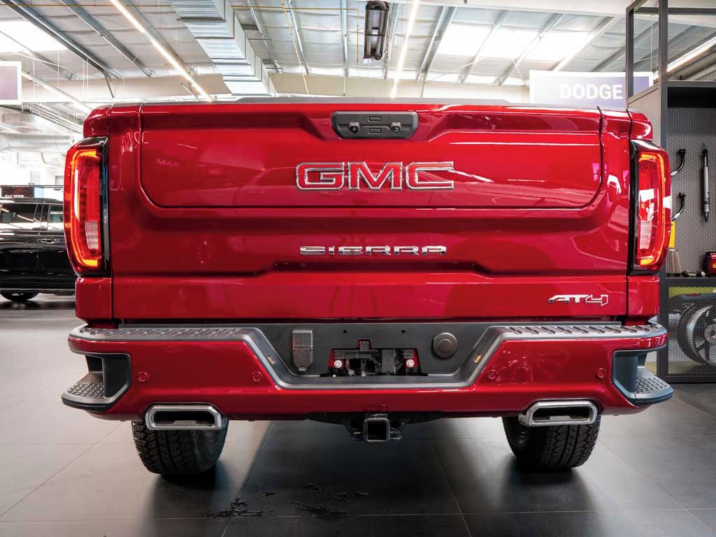 GMC Sierra, 6.2 V8 AT4 2" tovární lift - fotka 5