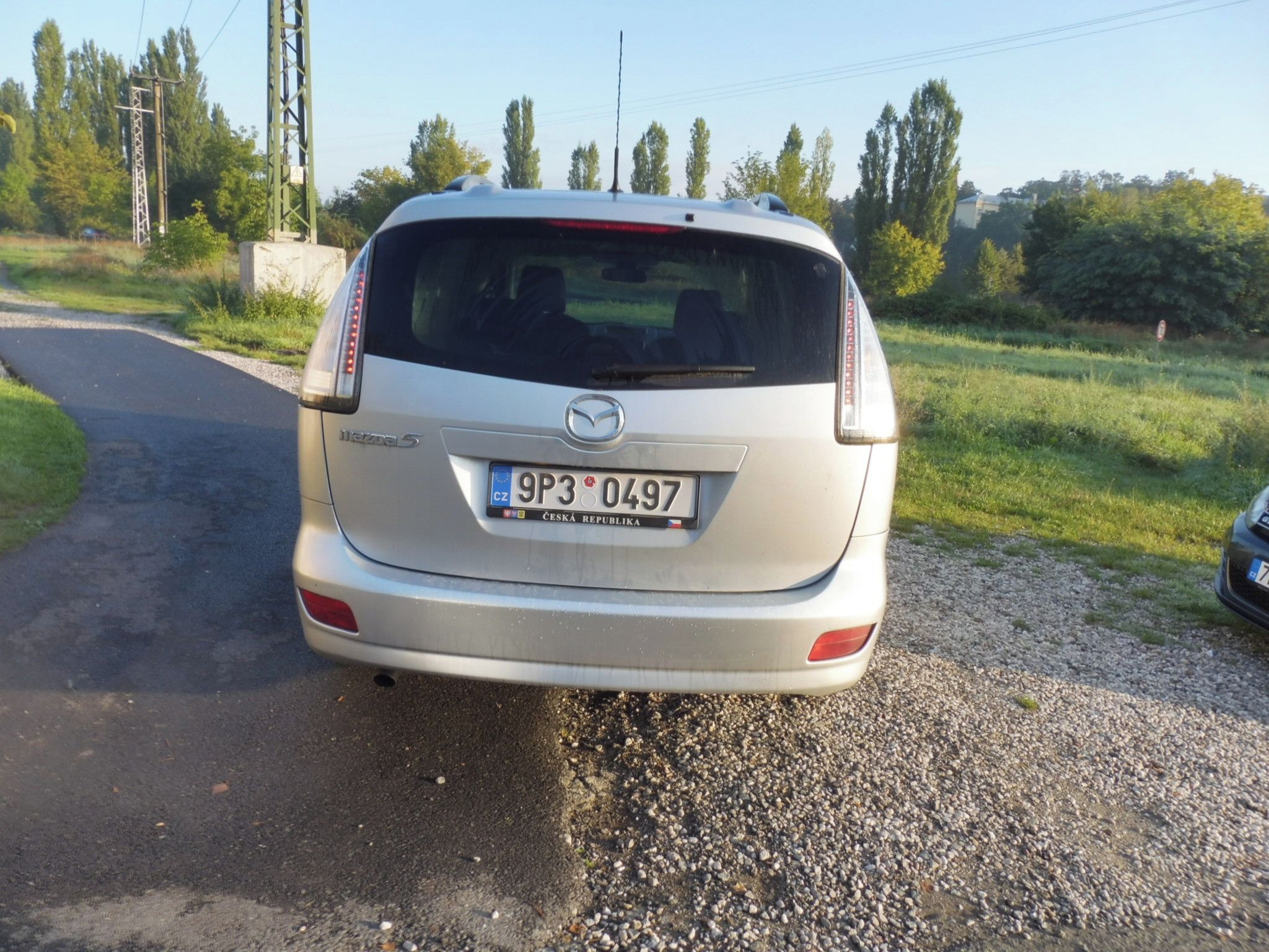 Mazda 5, 1,8 i - fotka 4