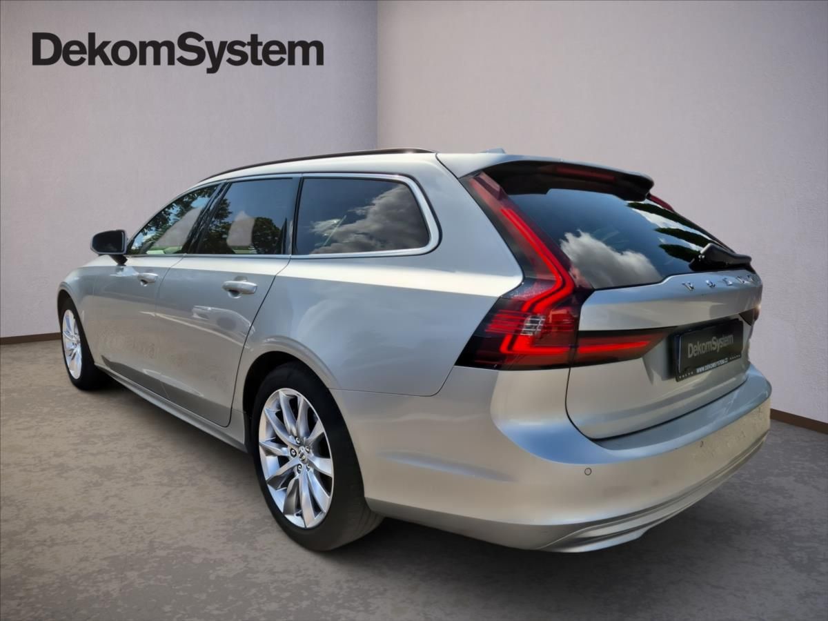 Volvo V90, 2,0 B4 AWD - fotka 4