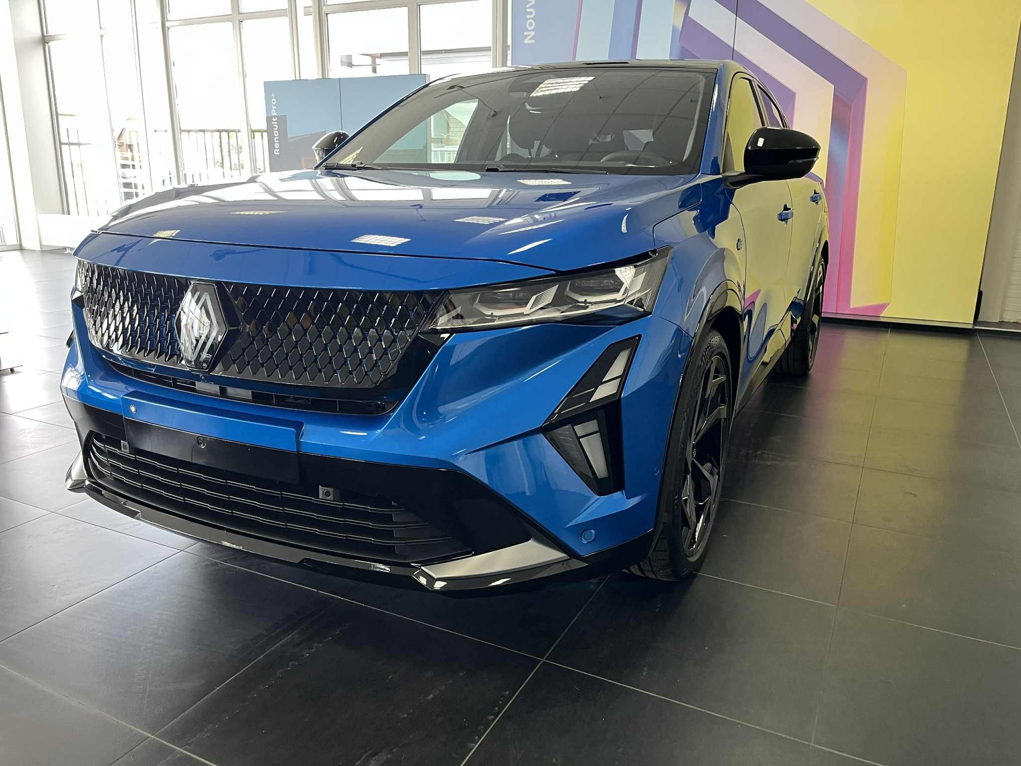 Renault Rafale, atelier Alpine 4x4 Plug-In 300