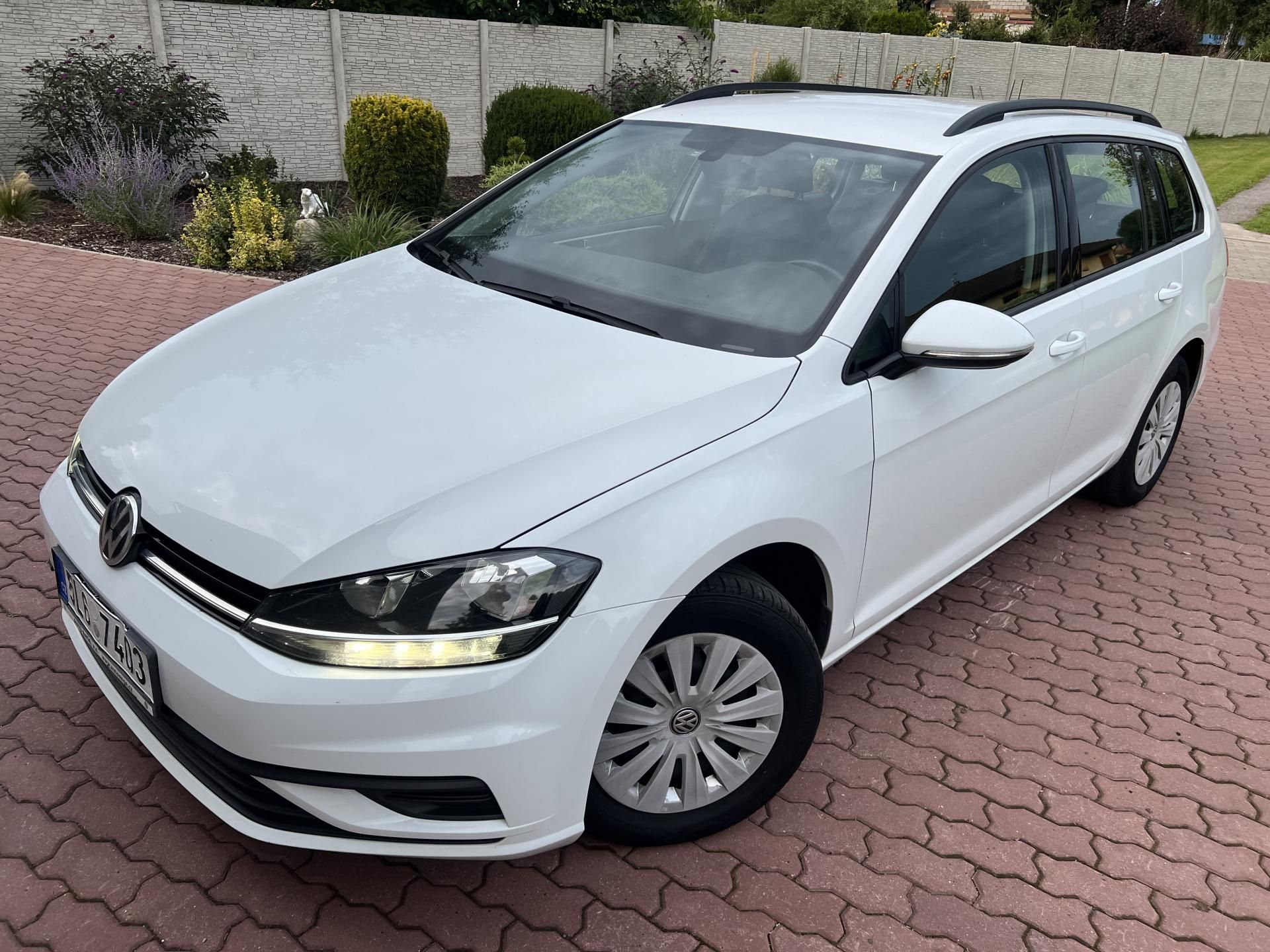 Volkswagen Golf, 1.0 TSI 85KW,1 MAJITEL,SERVIS