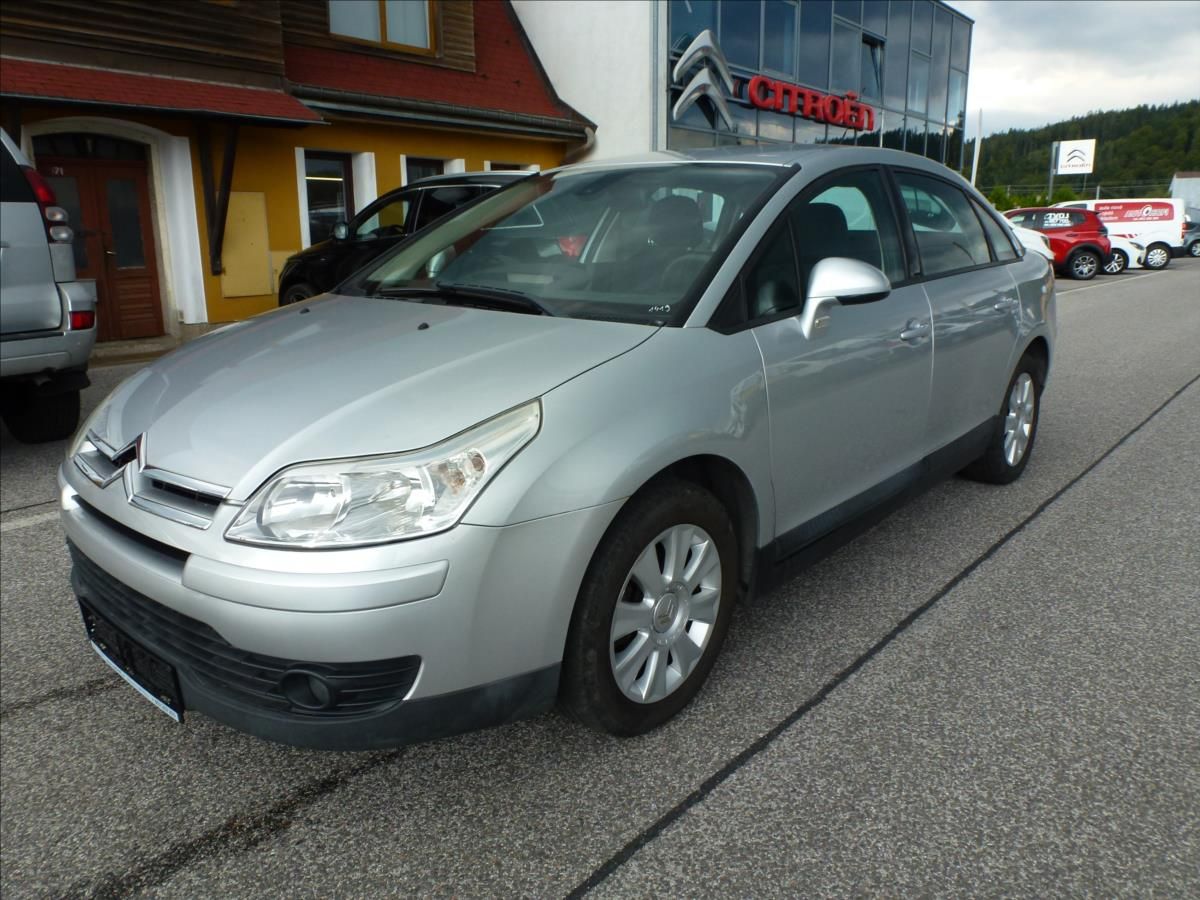 Citroën C4, 1,6 i 16V 110 k Exclusive - fotka 2