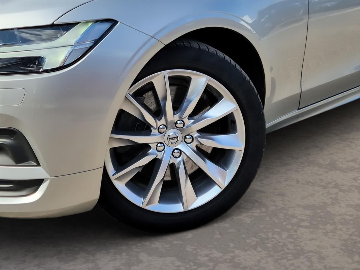 Volvo V90, 2,0 B4 AWD - fotka 6