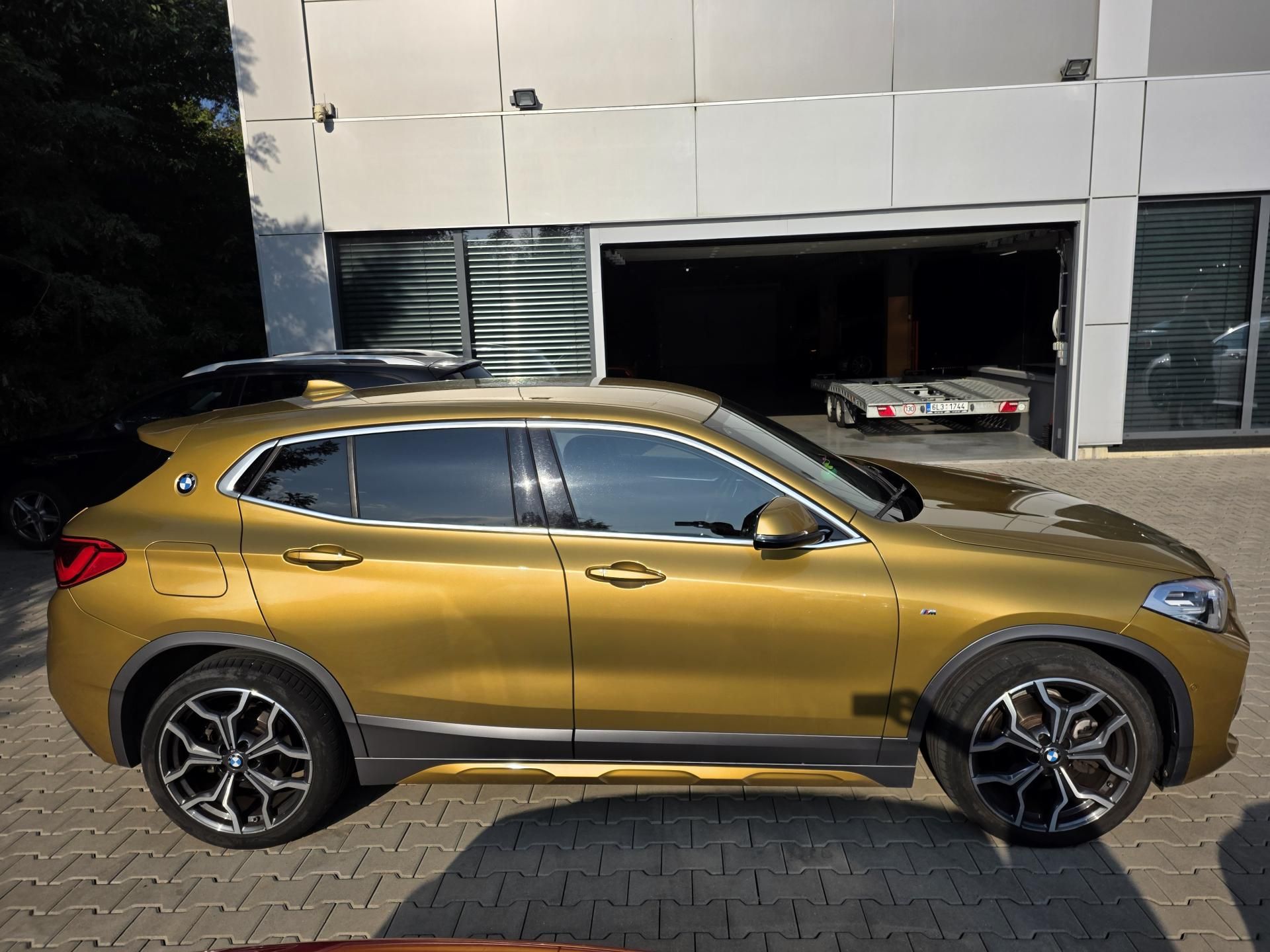 BMW X2, 2.0d xDrive MPAKET PLNÝ SERVIS - fotka 3