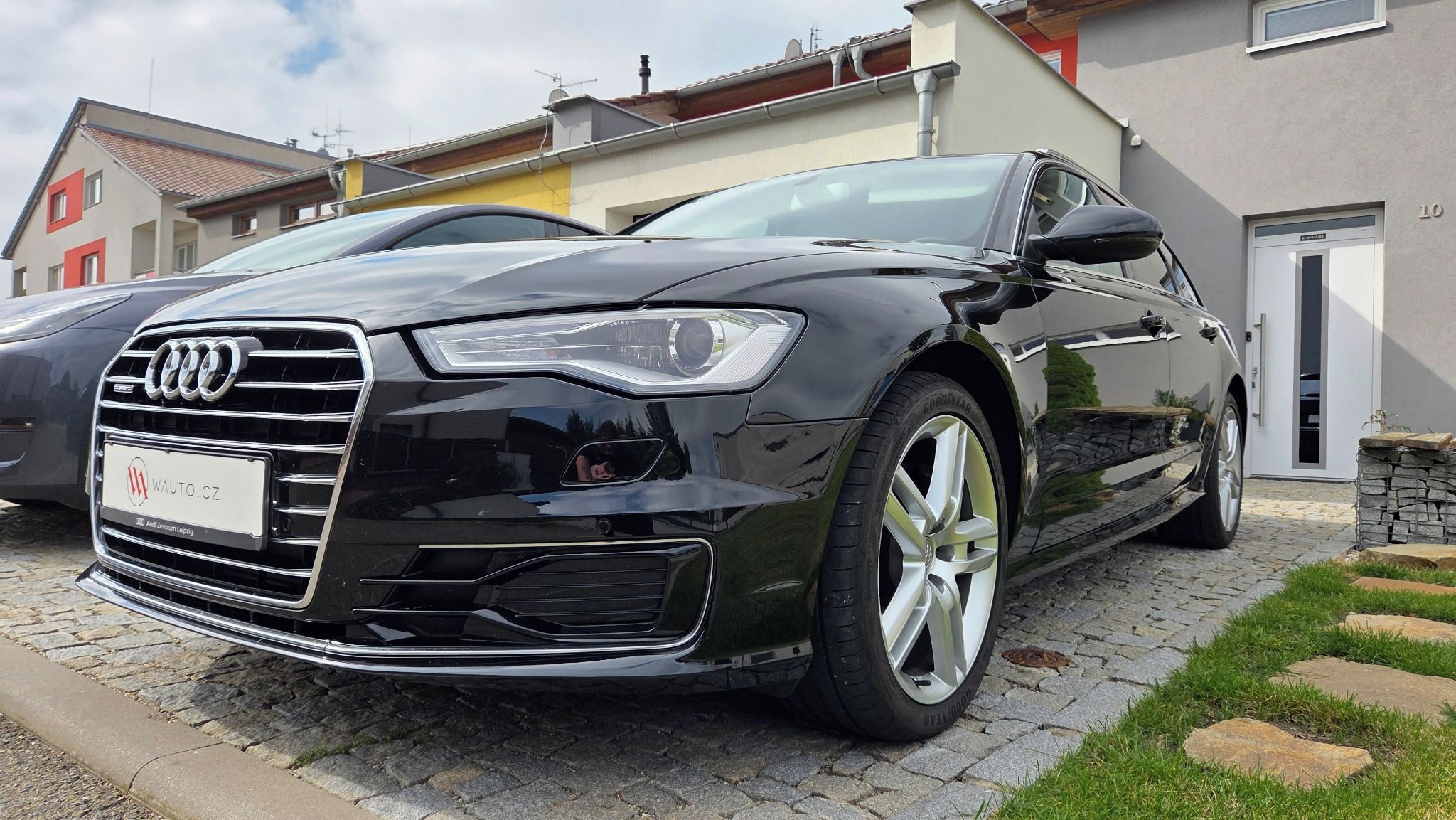 Audi A6 Avant, 3.0 TDI, 160kW Quattro kombi - fotka 2