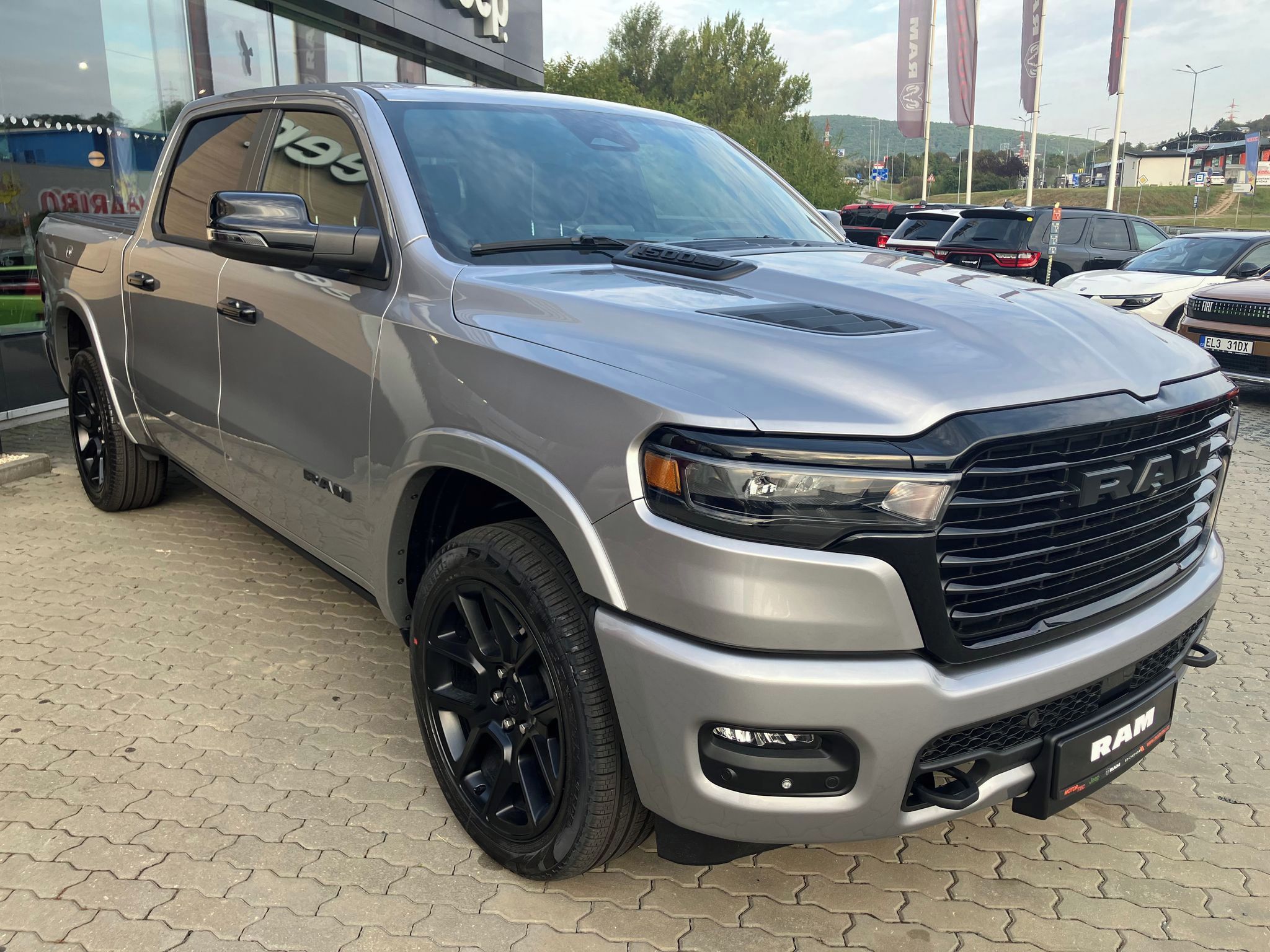 RAM 1500, 3.0 I6 426k LARAMIE PREMIUM RA - fotka 4