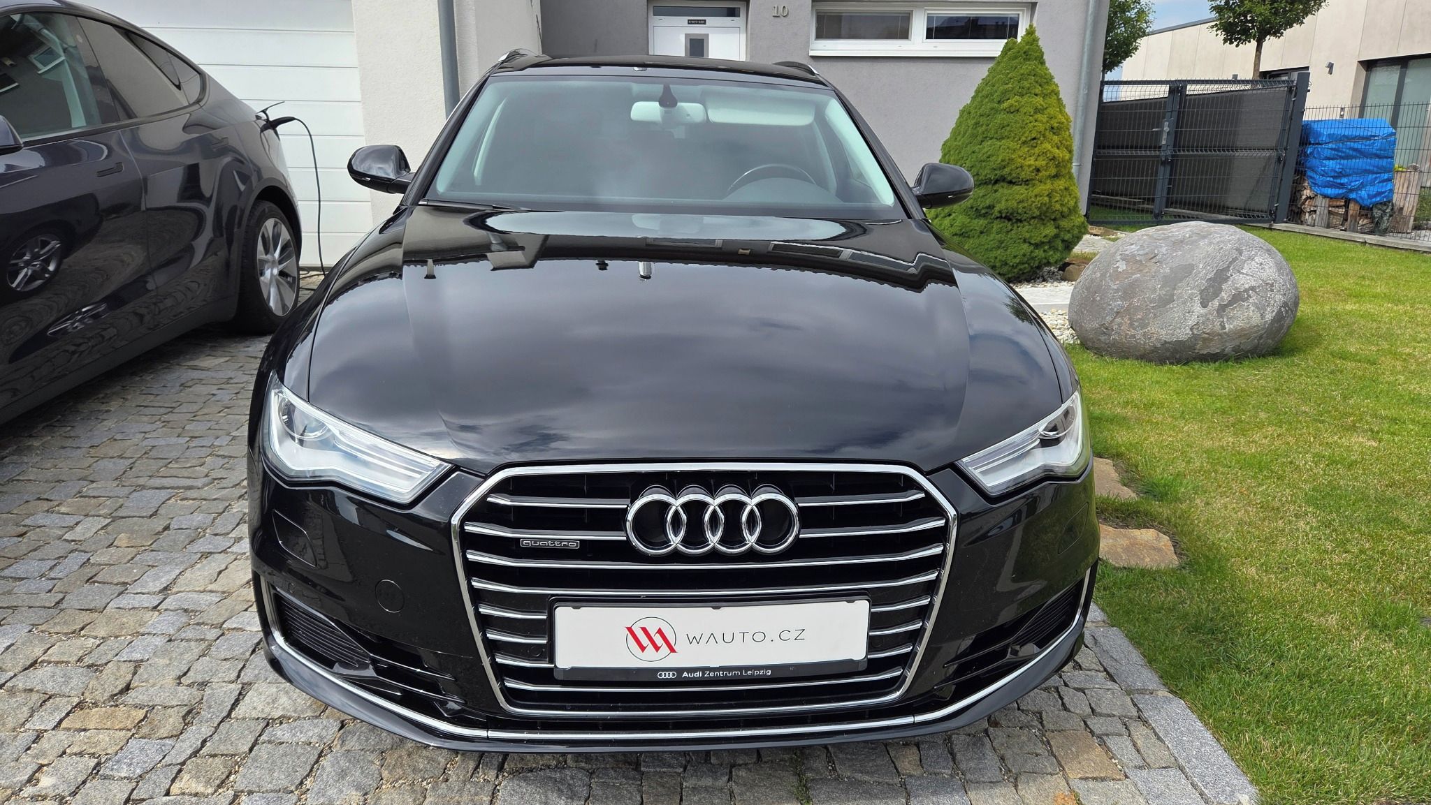 Audi A6 Avant, 3.0 TDI, 160kW Quattro kombi - fotka 3