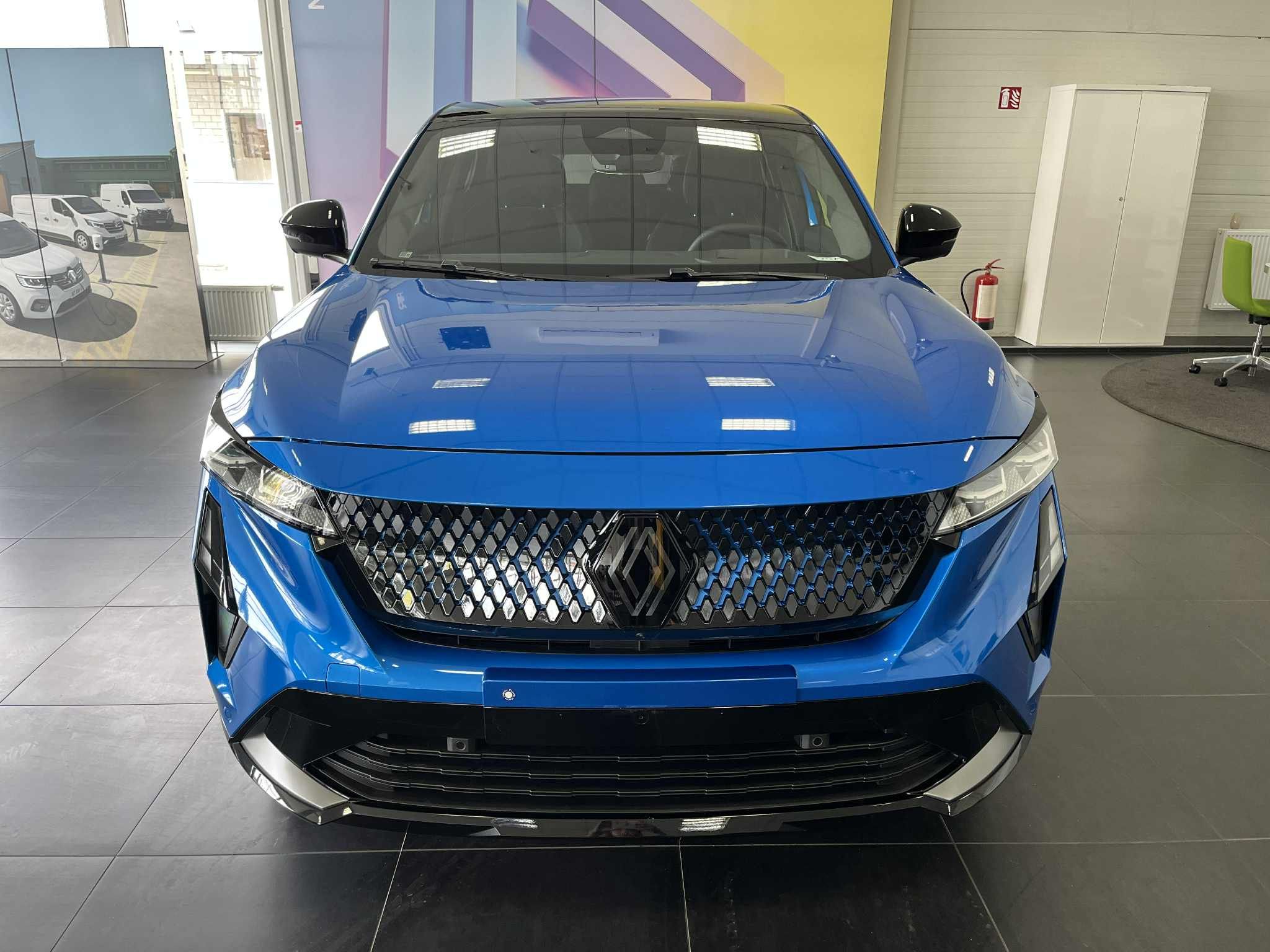 Renault Rafale, atelier Alpine 4x4 Plug-In 300 - fotka 2