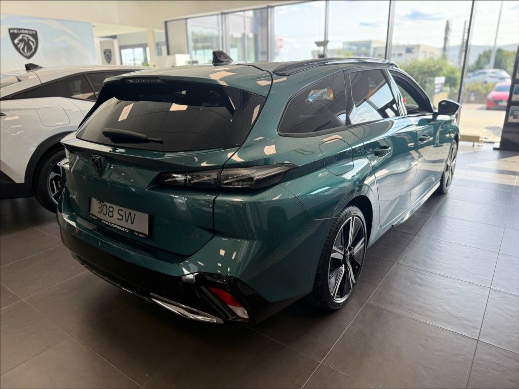 Peugeot 308, 1,2 Hybrid 136 e-DSC6  SW GT - fotka 4