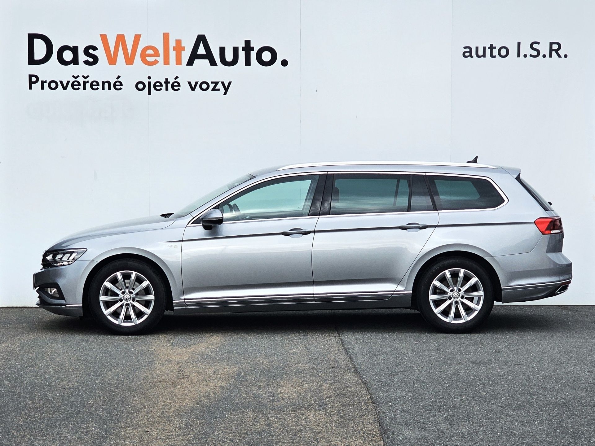 Volkswagen Passat Variant, Elegance 2.0 TDI 110 kW 7DSG - fotka 3