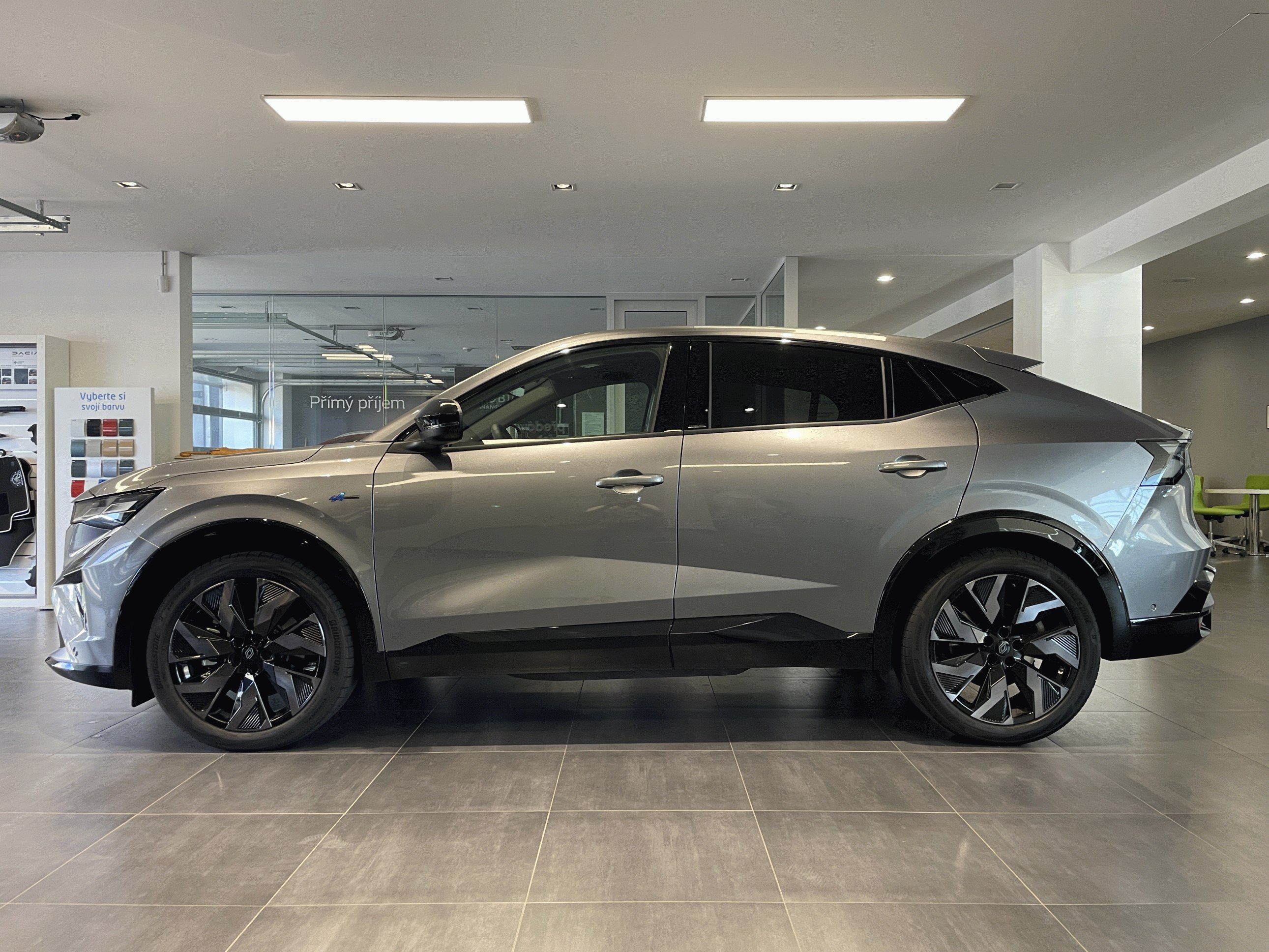 Renault Rafale, esprit Alpine E-Tech full hybr - fotka 2