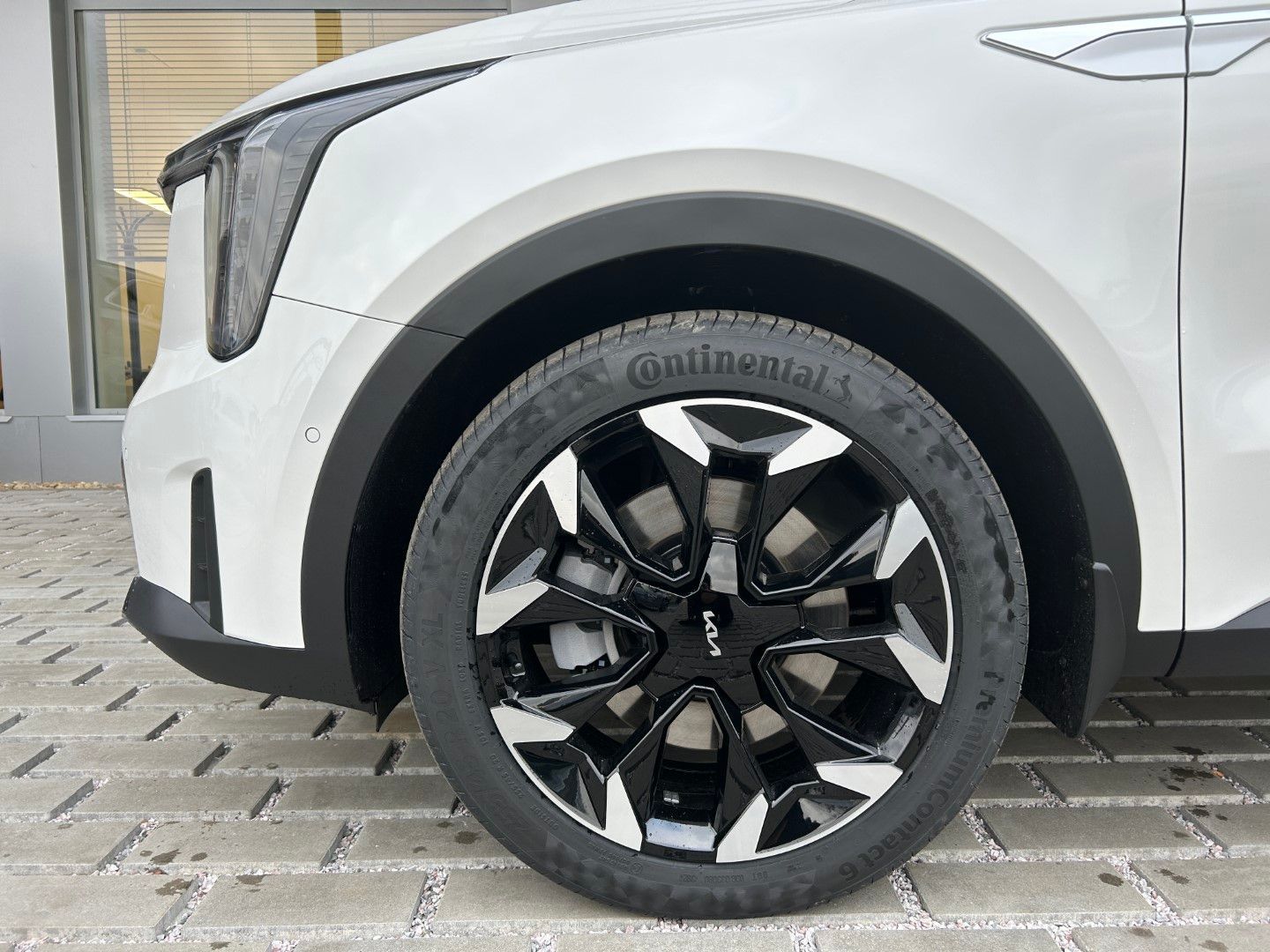 Kia Sorento, 2,2 CRDi 4x4 8DCT TOP 5 míst - fotka 5