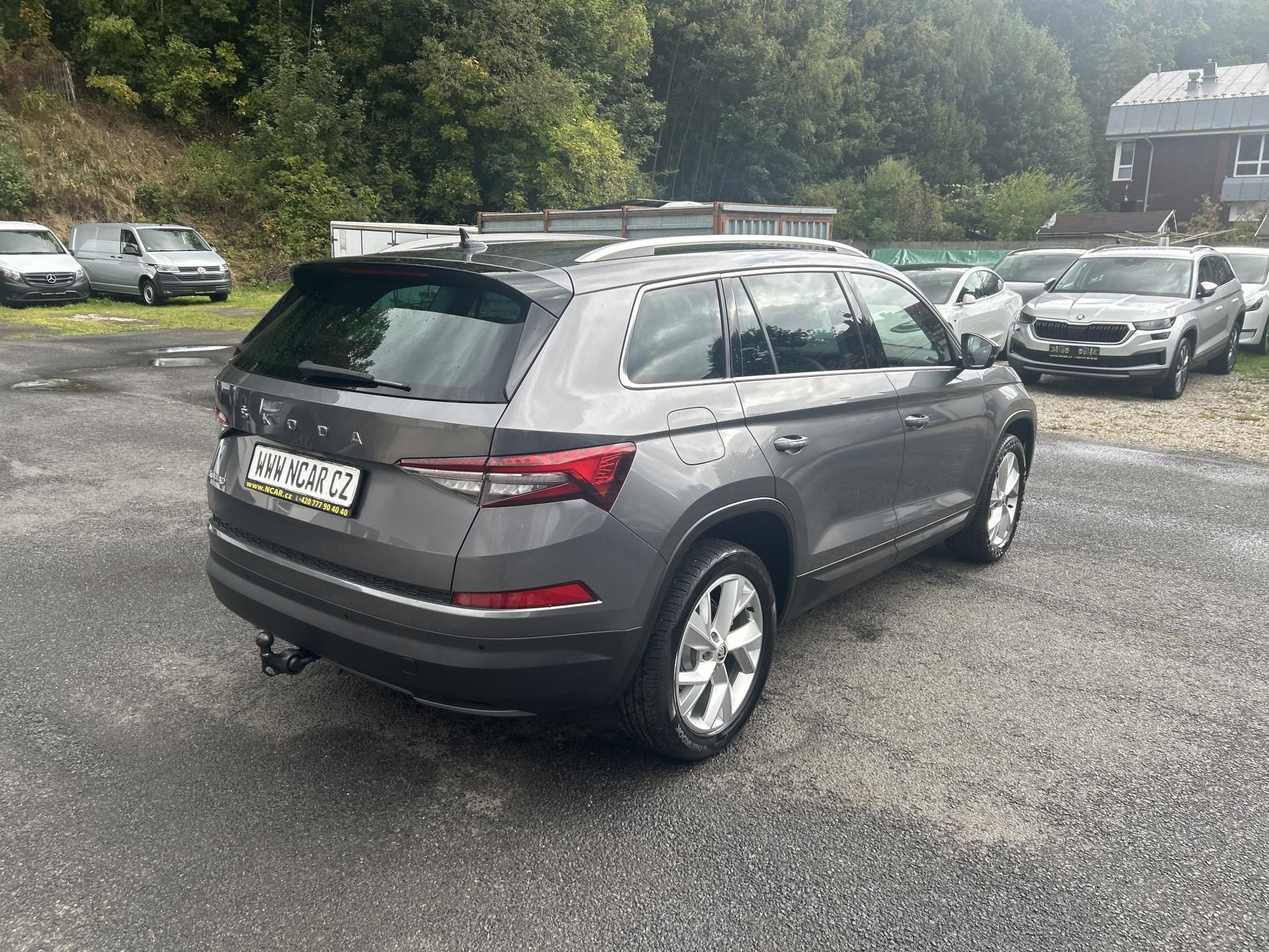Škoda Kodiaq, 2,0TDi,110kw,DSG,19ALU - fotka 4