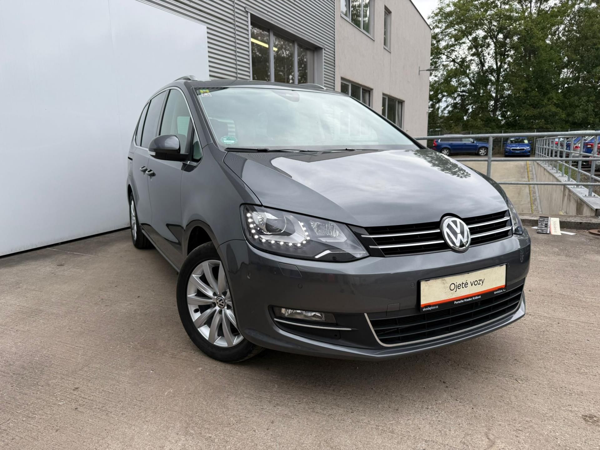 Volkswagen Sharan, Highline 1.4TSI 110 kW DSG - fotka 6