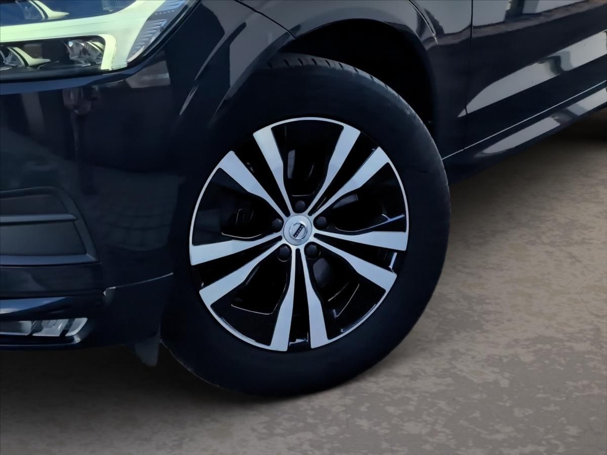 Volvo XC60, 2,0 B4 AWD diesel Momentum Pro - fotka 6
