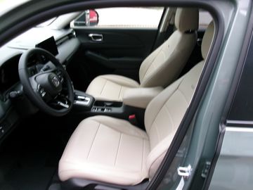1.5e:HEV ELEGANCE EXCLUSIVE 27