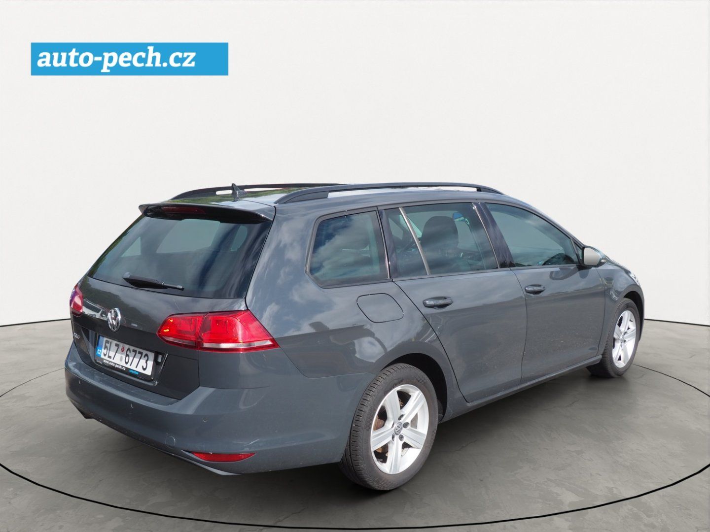 Volkswagen Golf Variant, 2.0 TDI, 110 kW, Navi - fotka 4