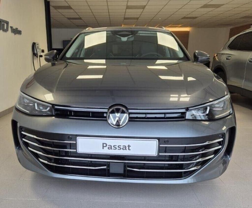 Volkswagen Passat, Elegance 2,0 TDI 110 kW  7 Aut - fotka 2