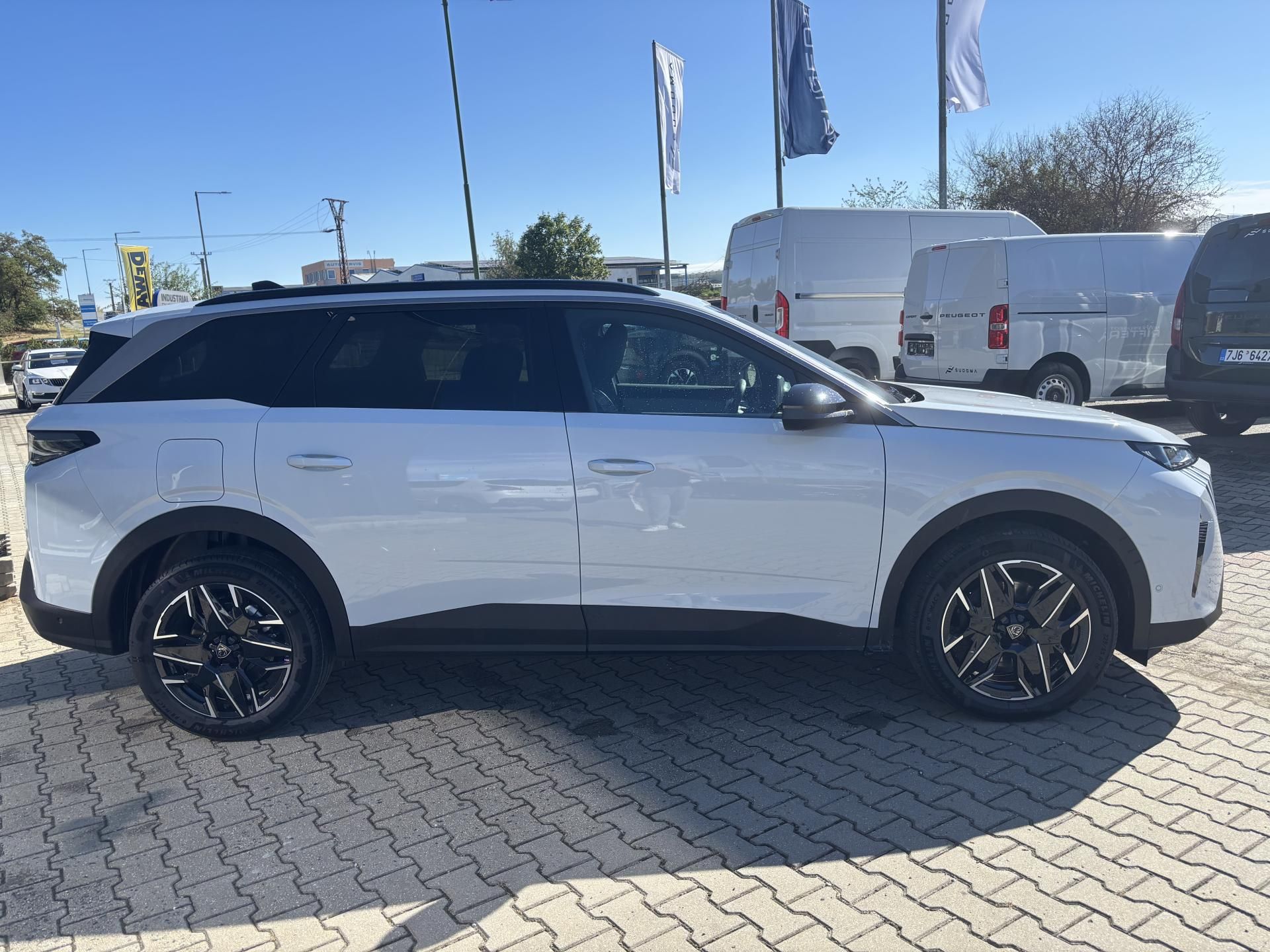 Peugeot 5008, ALLURE Hybrid 145 e-DCS6 - fotka 5
