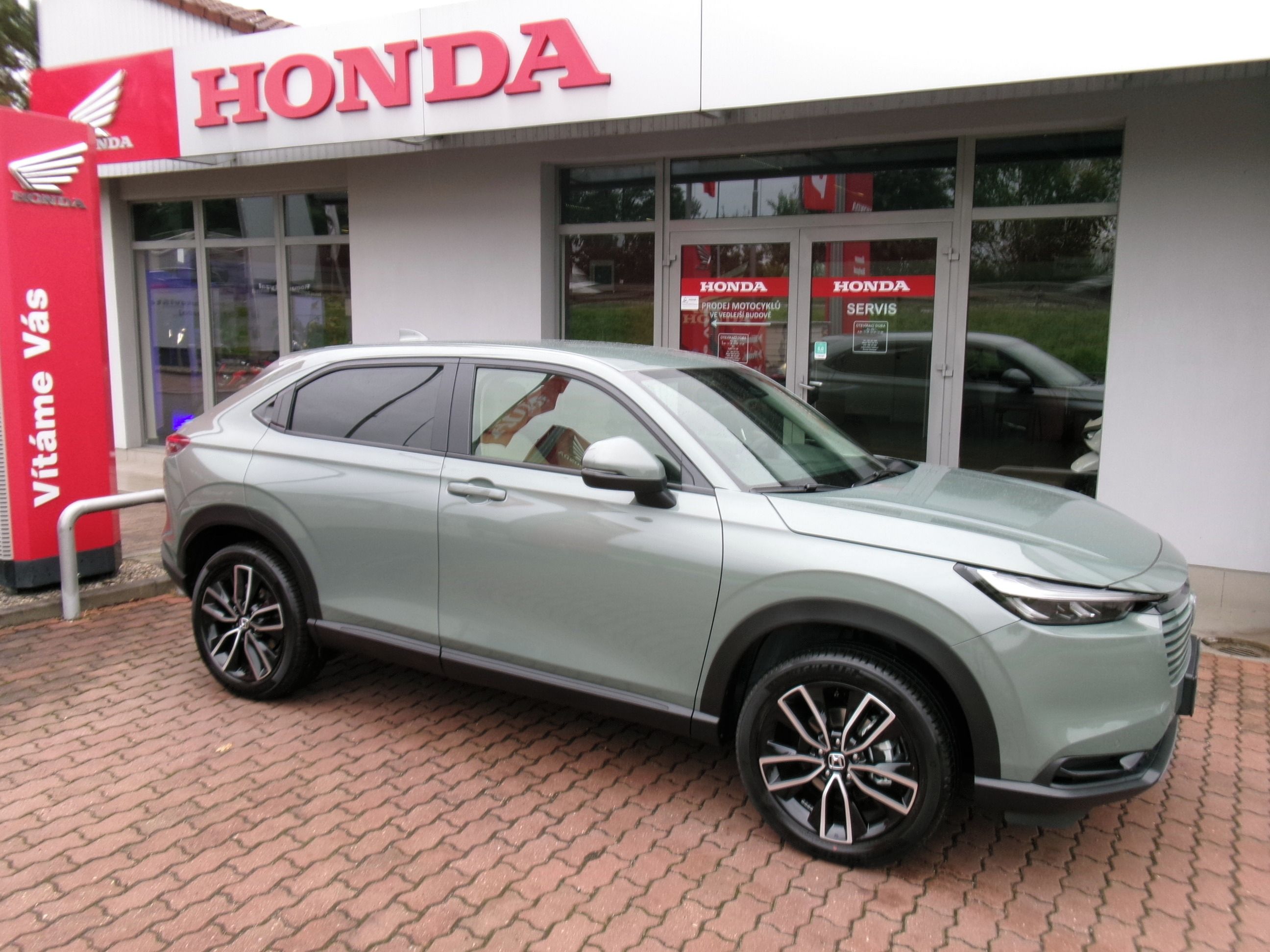 Honda HR-V, 1.5e:HEV ELEGANCE EXCLUSIVE 27 - fotka 5