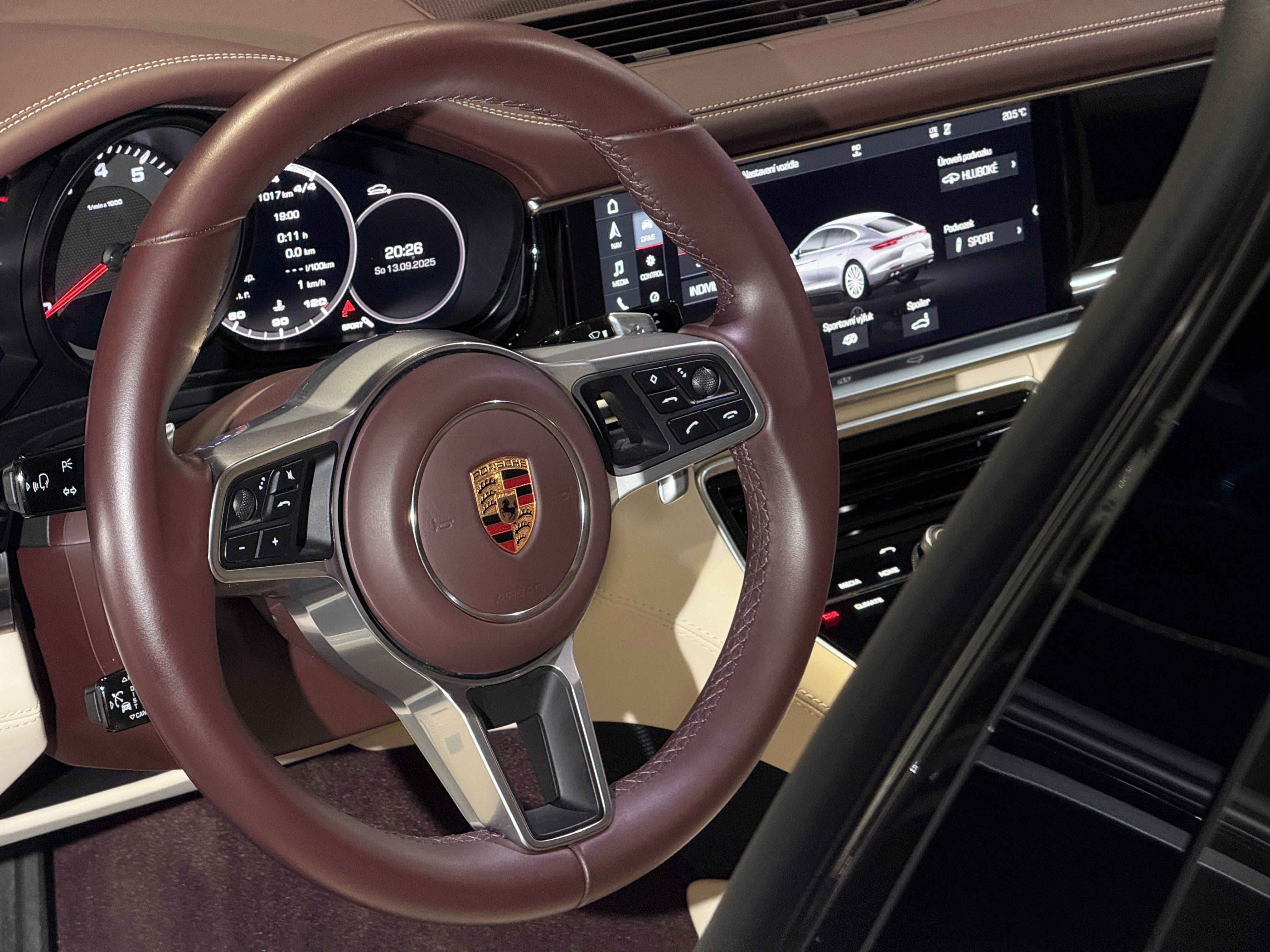 Porsche Panamera, RWD*PASM*Bose*90Tank*360 - fotka 6