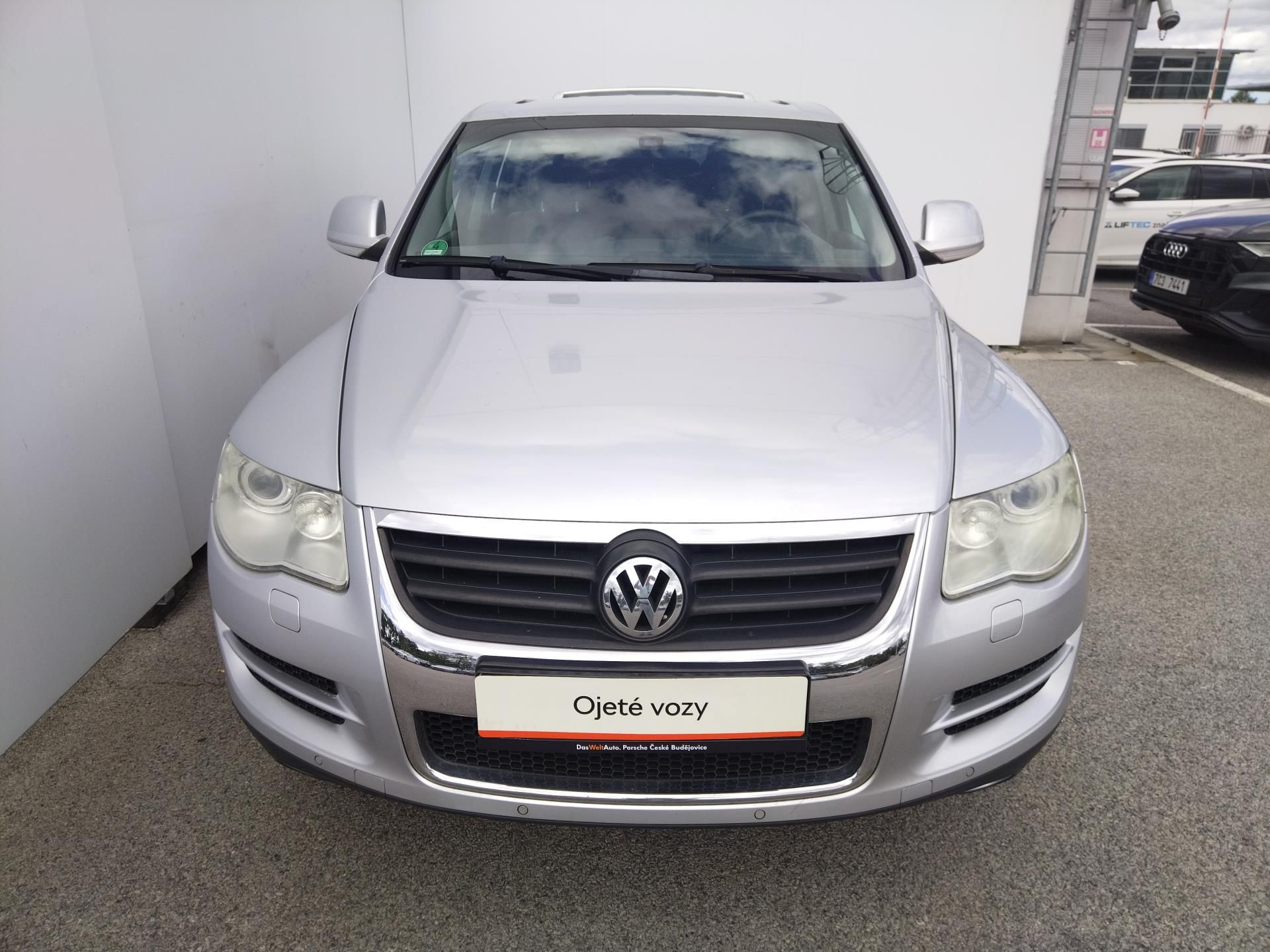 Volkswagen Touareg, 3,0 TDI - fotka 4