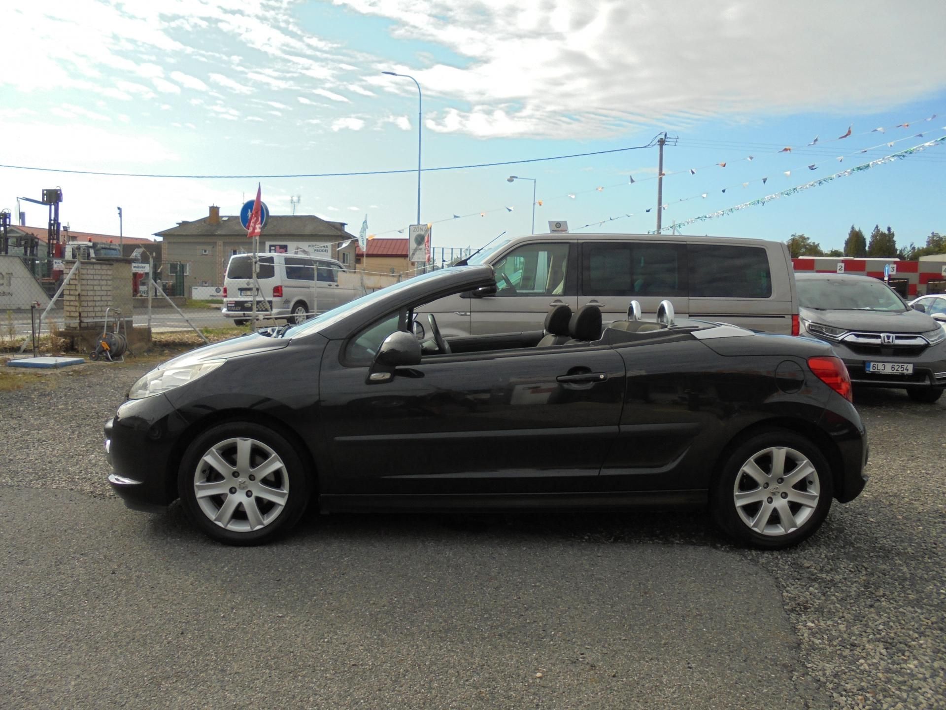 Peugeot 207, CC 1.6i- KLIMA- ALU- SERVISKA - fotka 4