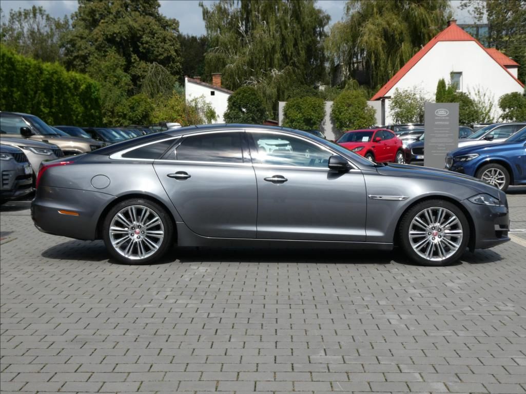 Jaguar XJ, 3,0 d 221kW Premium LUXURY,DPH - fotka 6