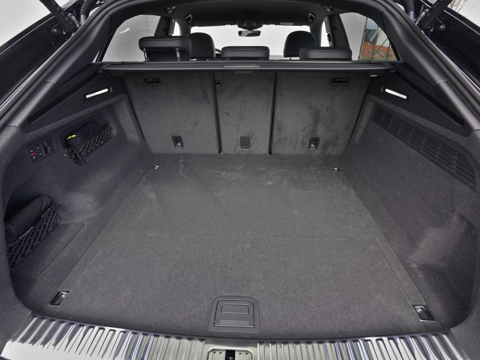 Audi Q8, 3.0 TDI / 210 kW QUATTRO - fotka 2