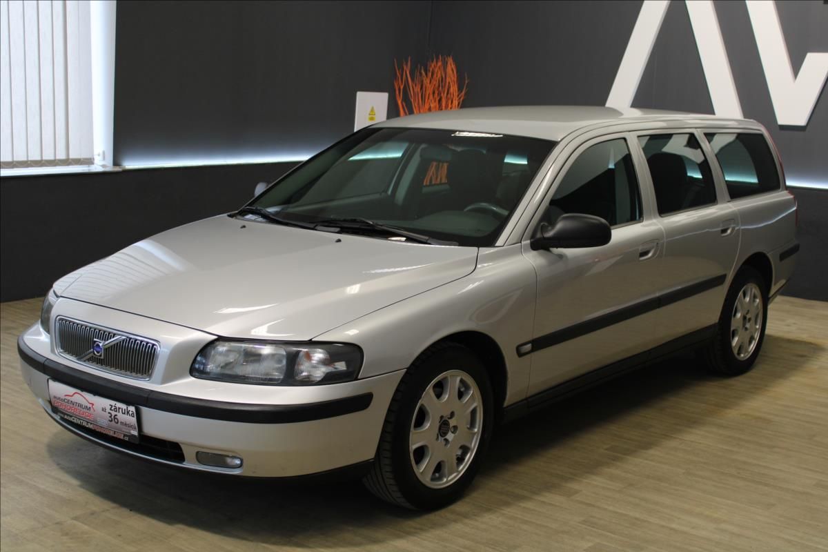 Volvo V70, 2.4i*125kW*BEZ KOROZE* - fotka 2