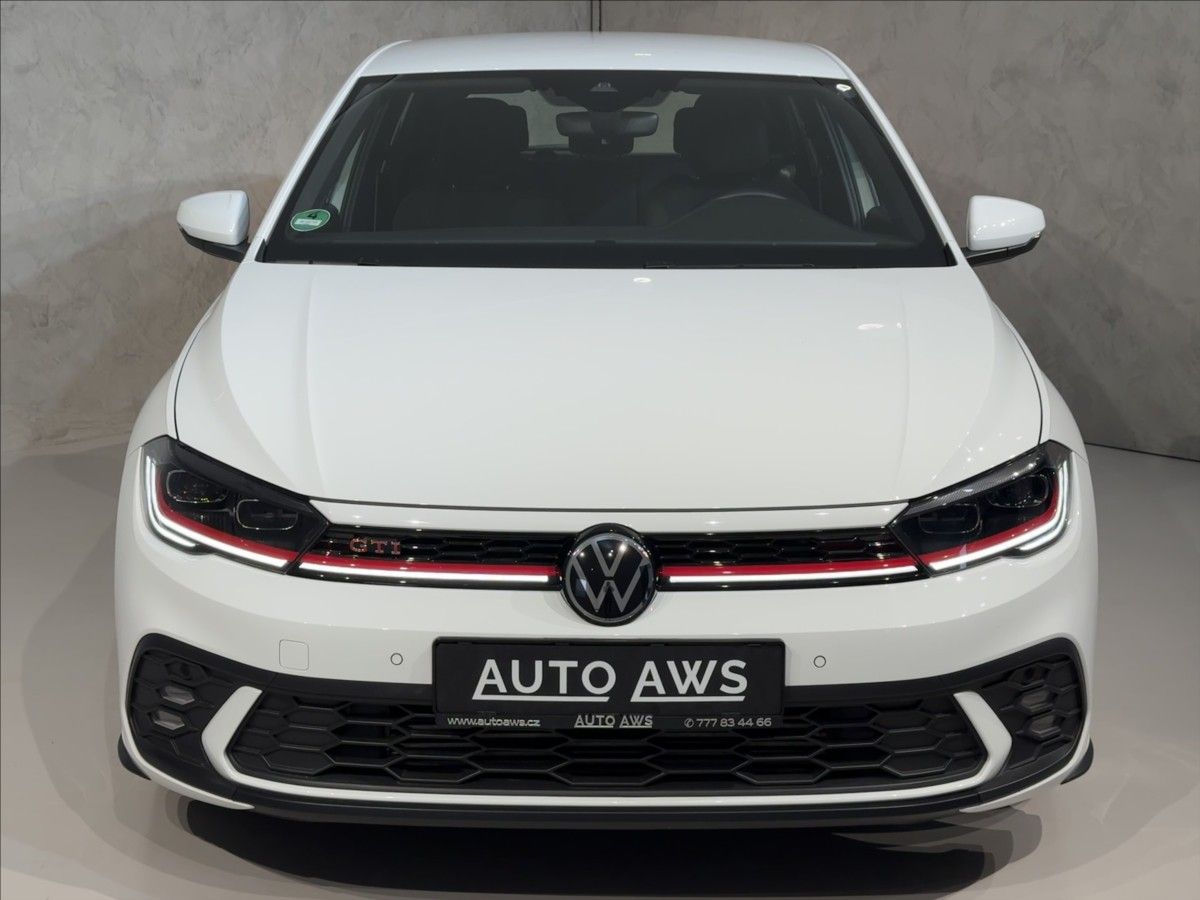 Volkswagen Polo, 2,0 TSi  DSG 152kW GTI Virtual - fotka 2